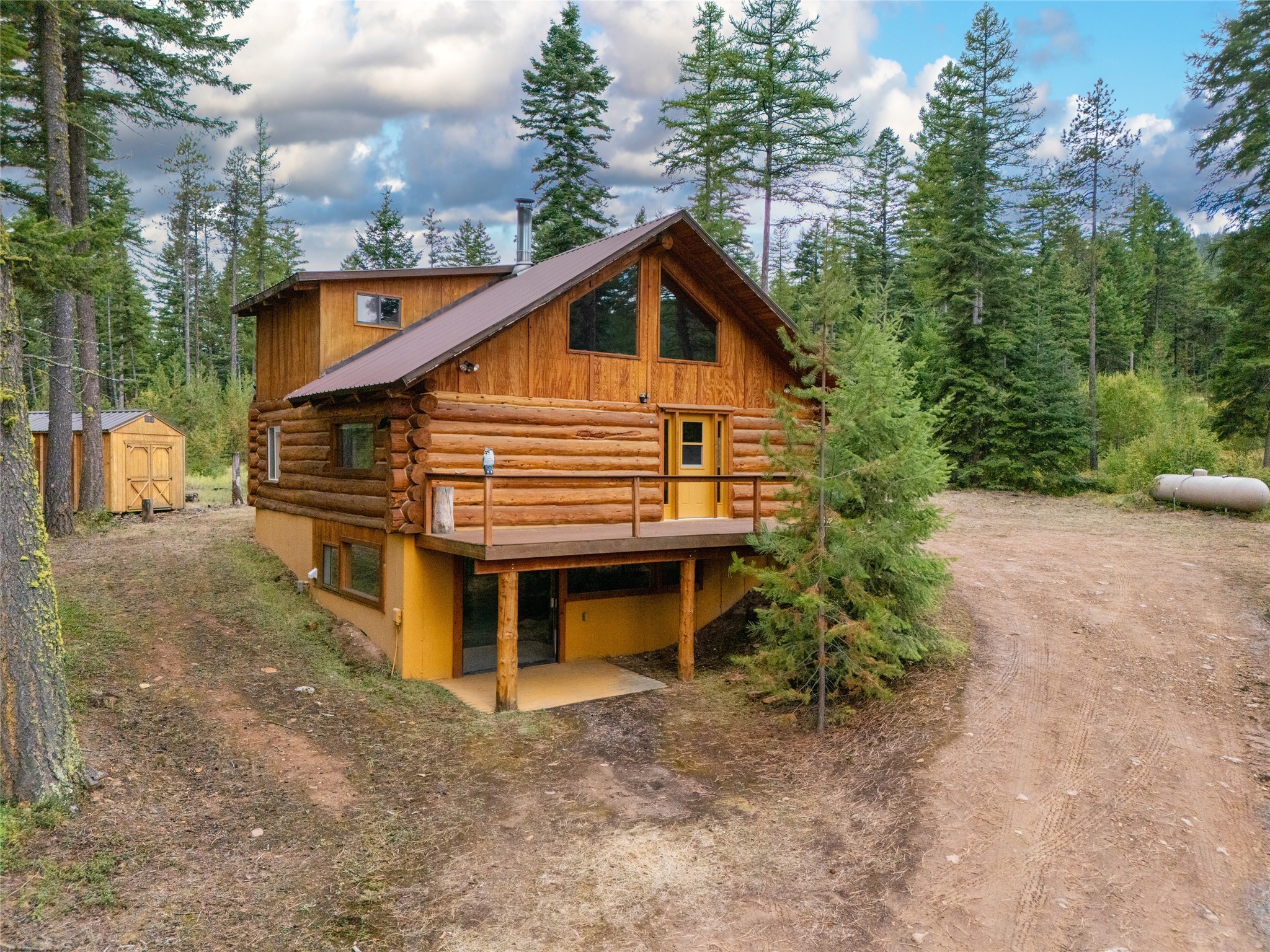 1076 Grizzly Mountain Road Property Photo 1