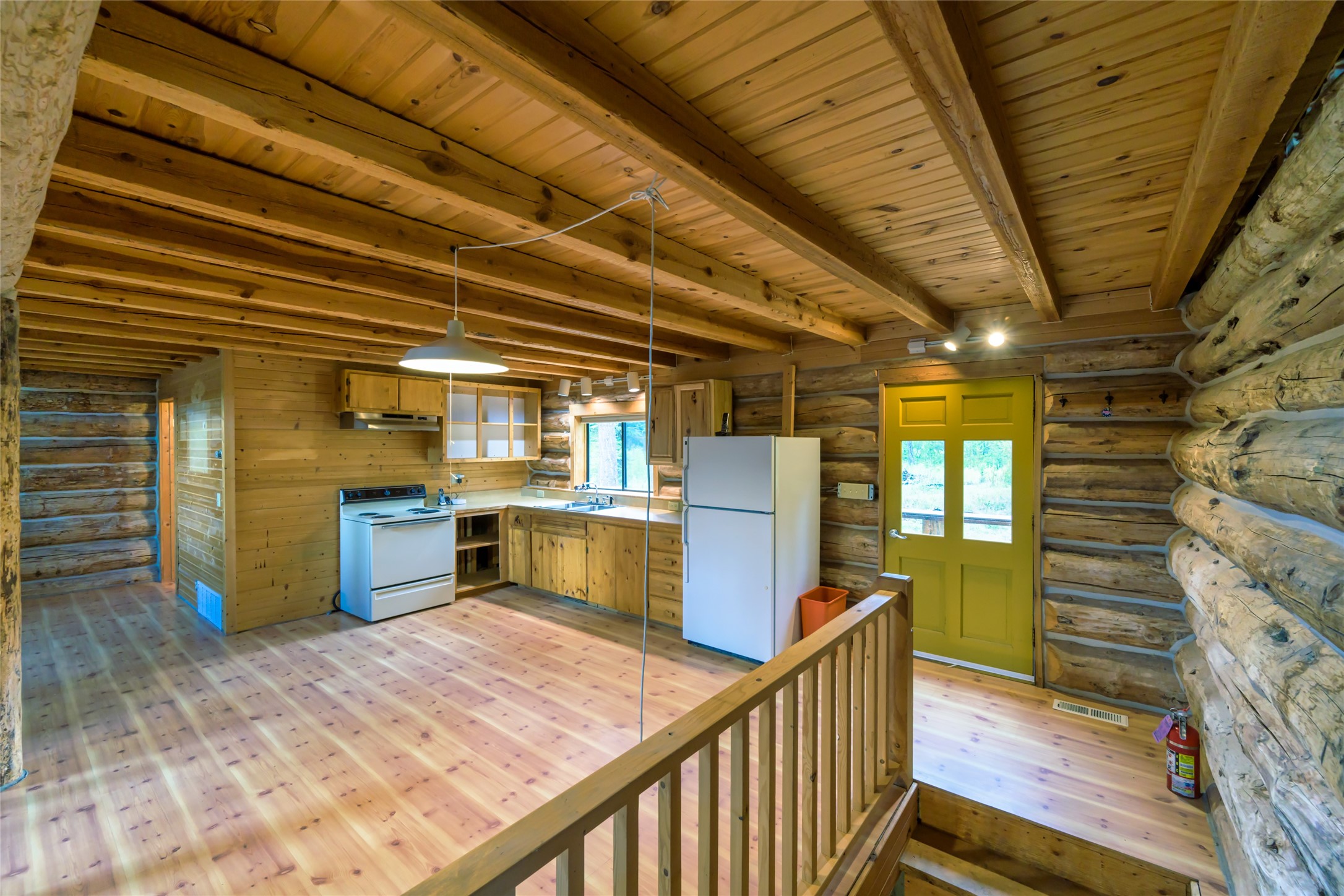 1076 Grizzly Mountain Road Property Photo 15