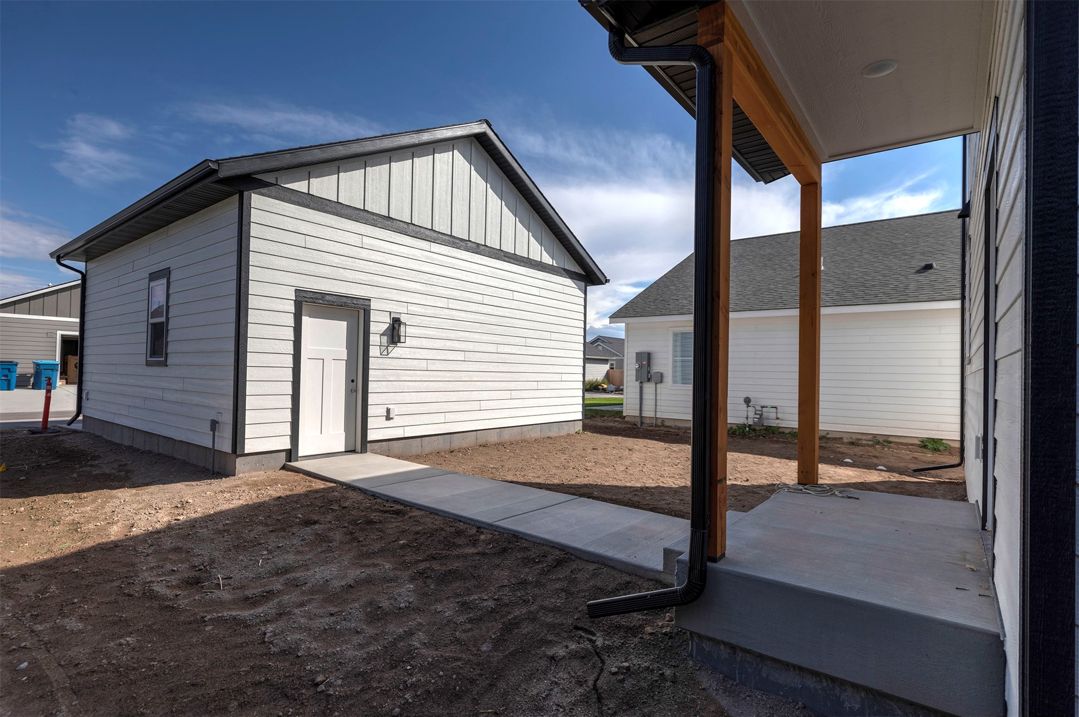 2514 Fence Line Drive Property Photo 12