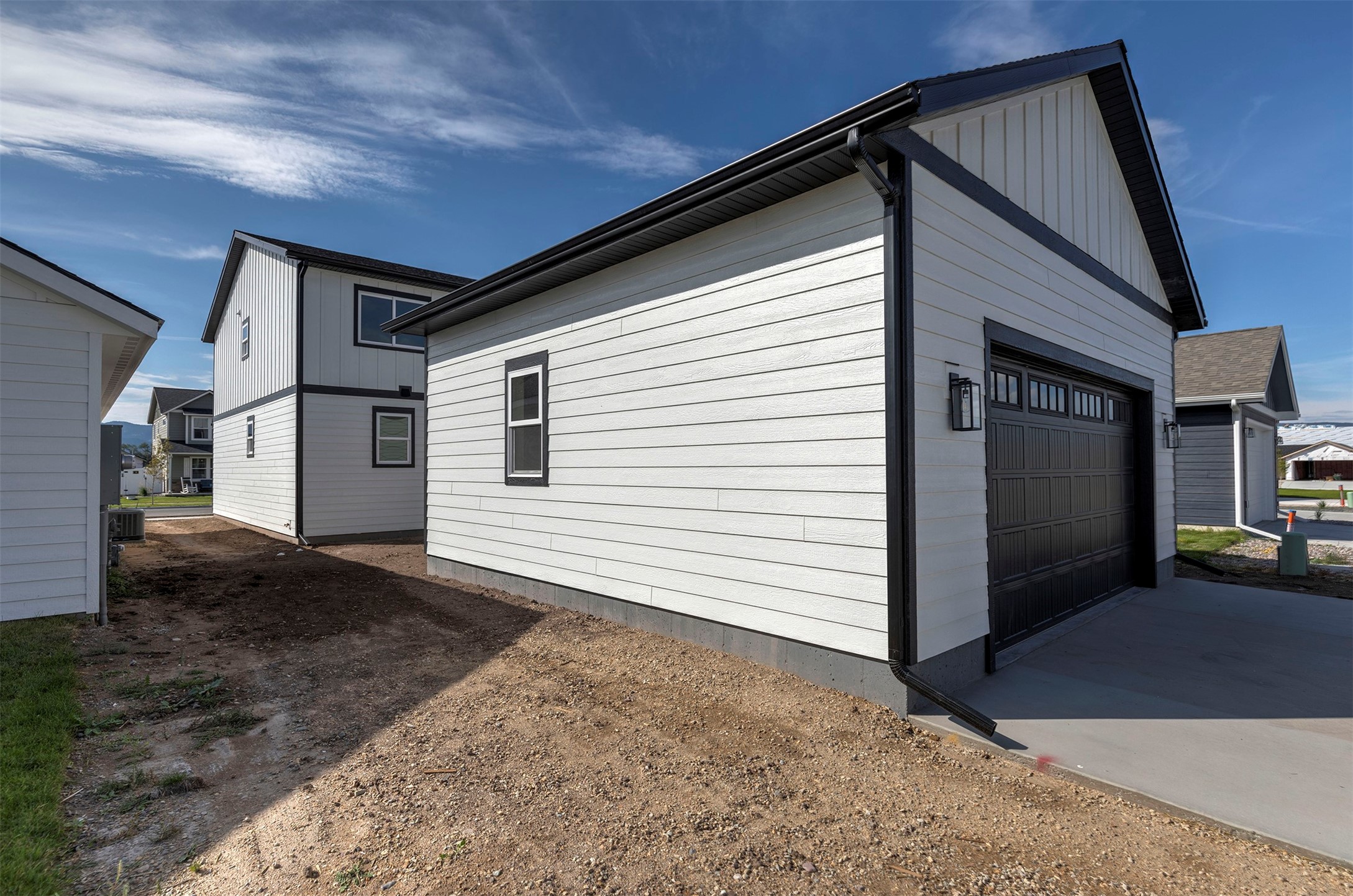2514 Fence Line Drive Property Photo 14