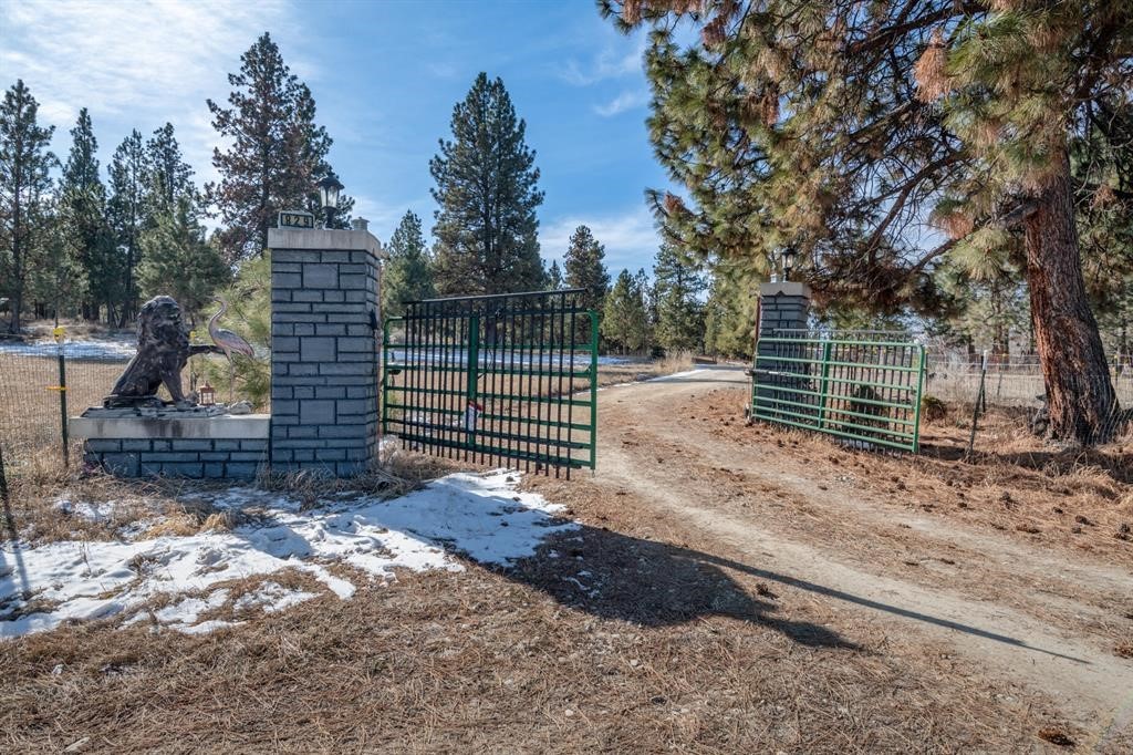 837 Home Run Road Property Photo 4