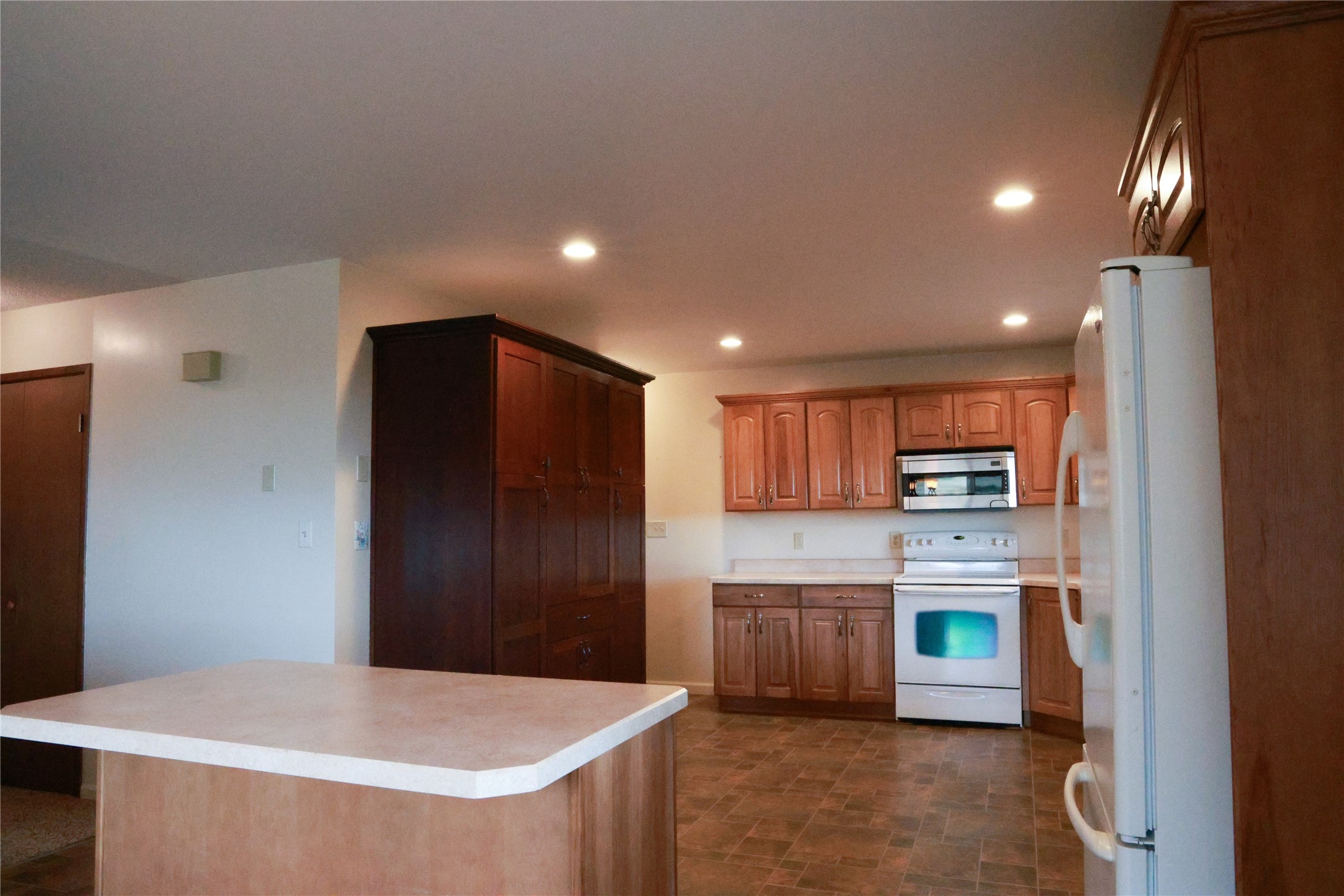 655 Mission Road Property Photo 16