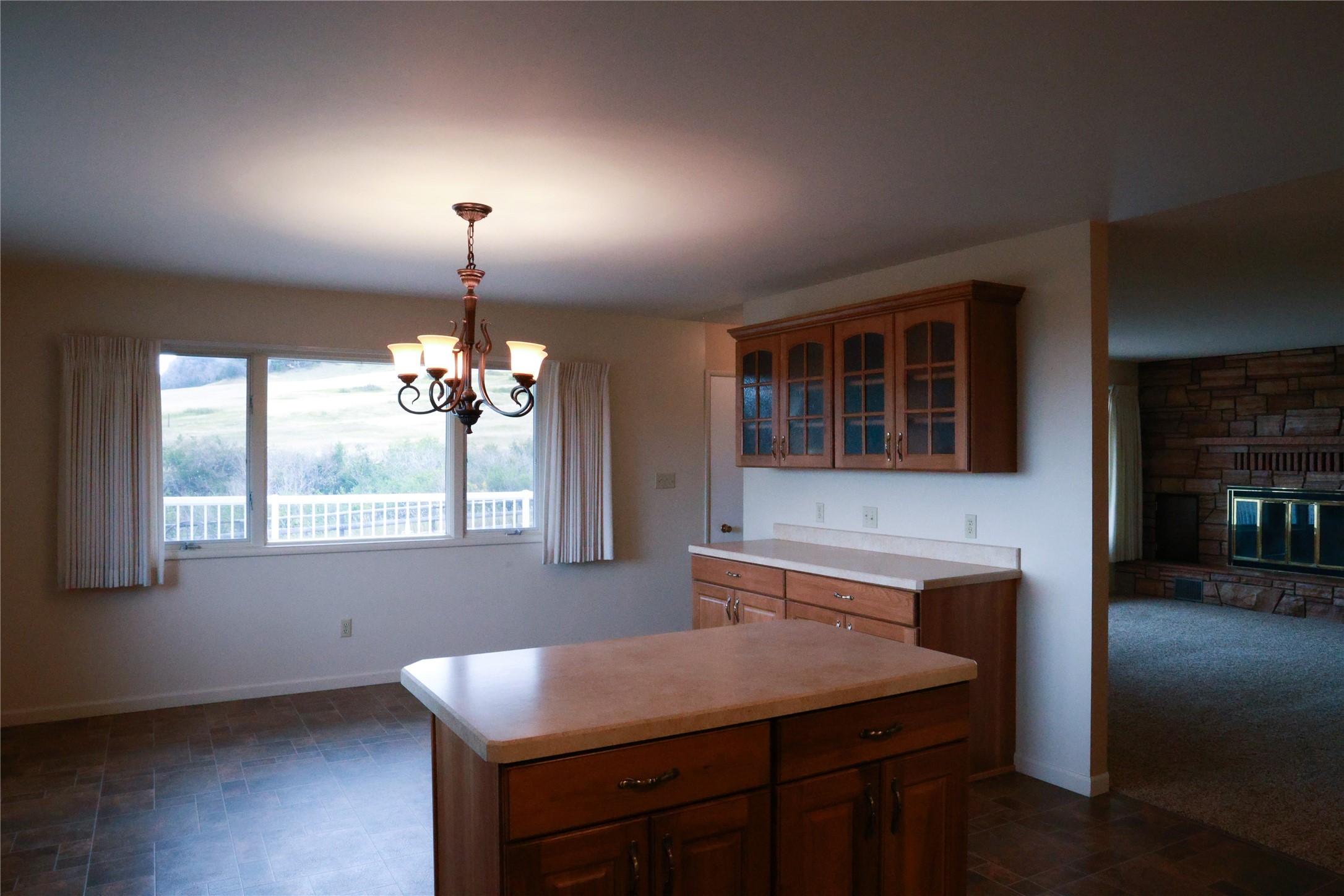 655 Mission Road Property Photo 17