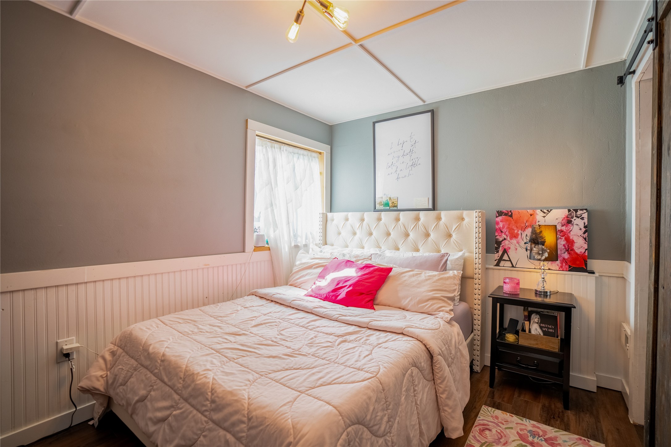 330 2nd Avenue W Property Photo 21