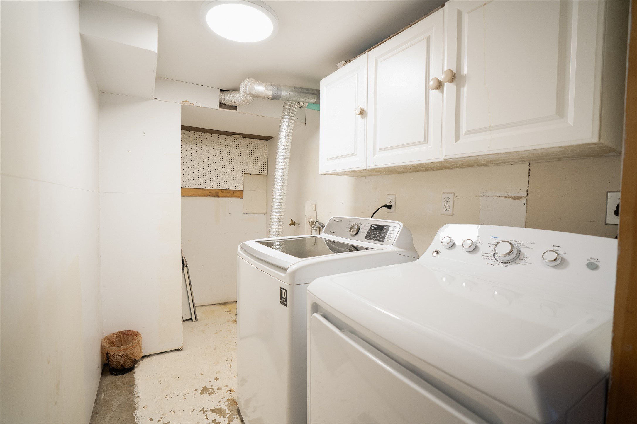 330 2nd Avenue W Property Photo 28