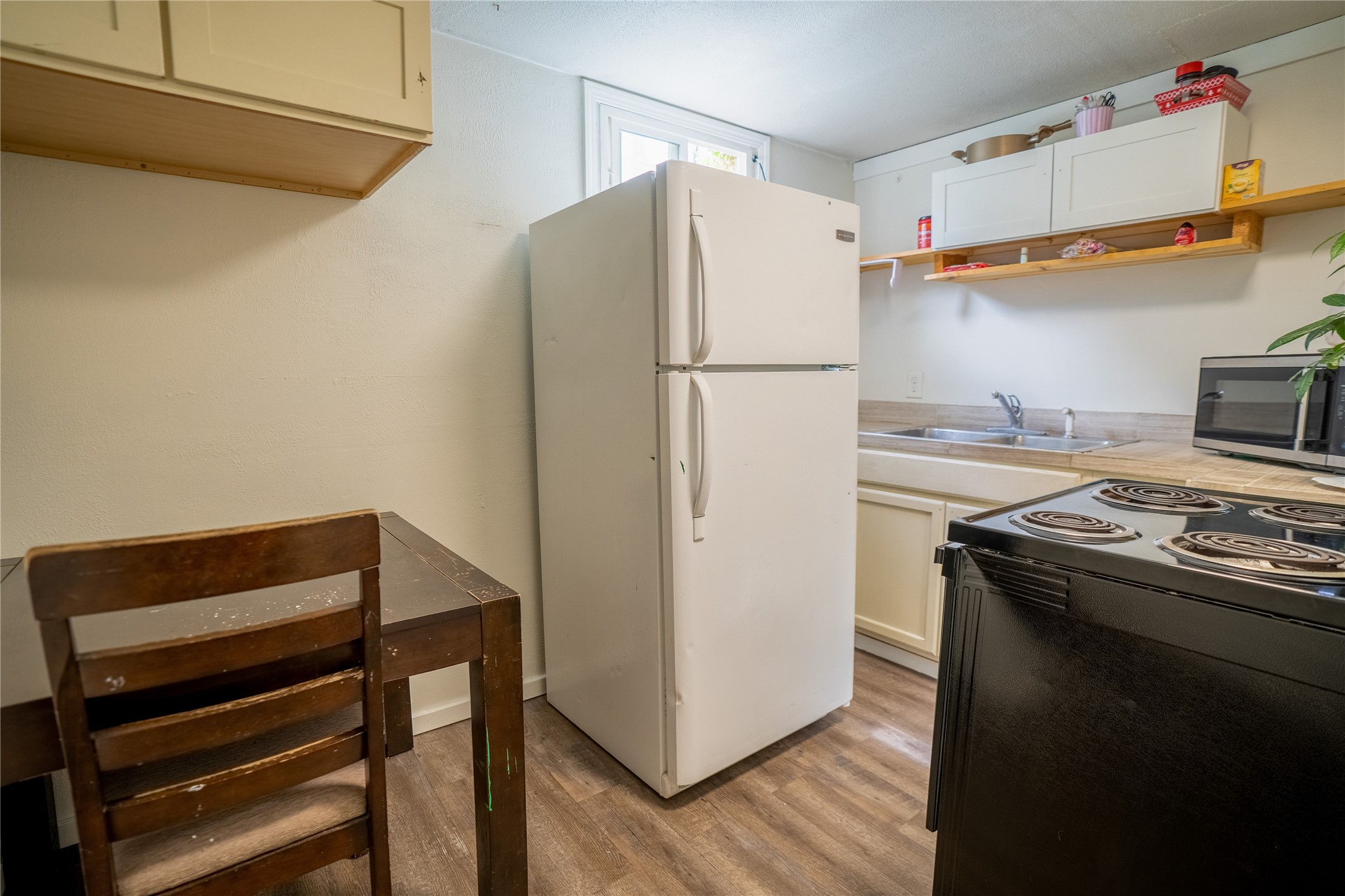 330 2nd Avenue W Property Photo 37