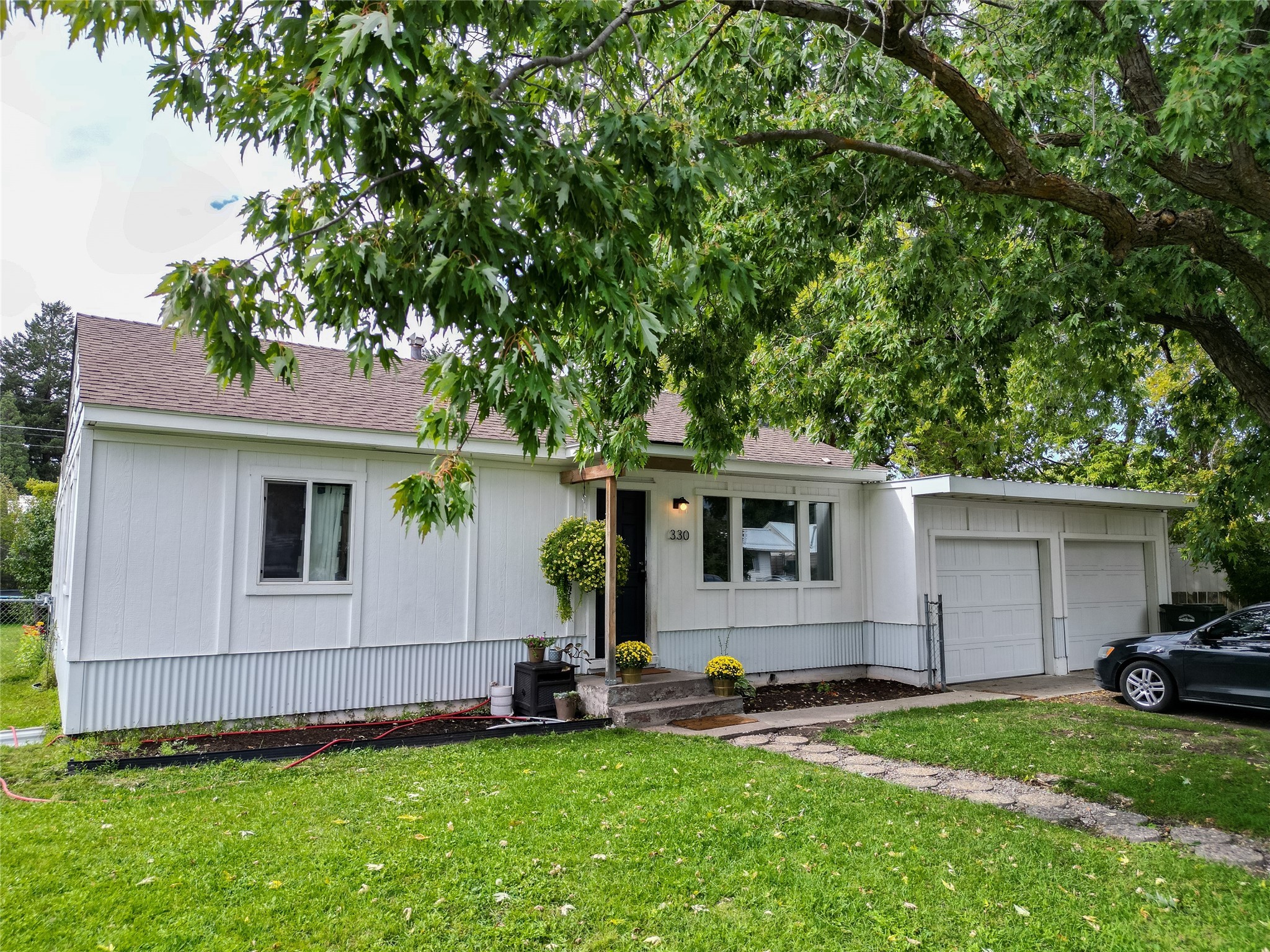 330 2nd Avenue W Property Photo 47