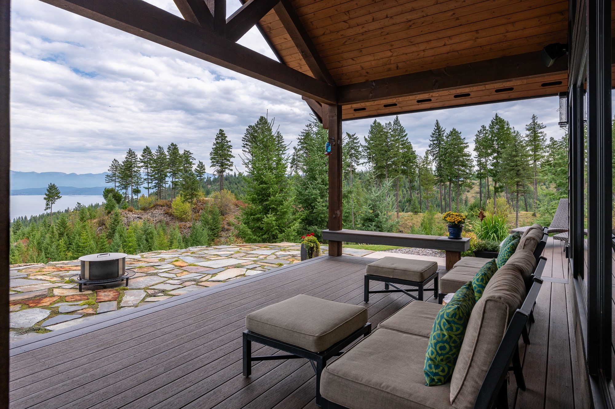 504 Ridge Line Drive Property Photo 17