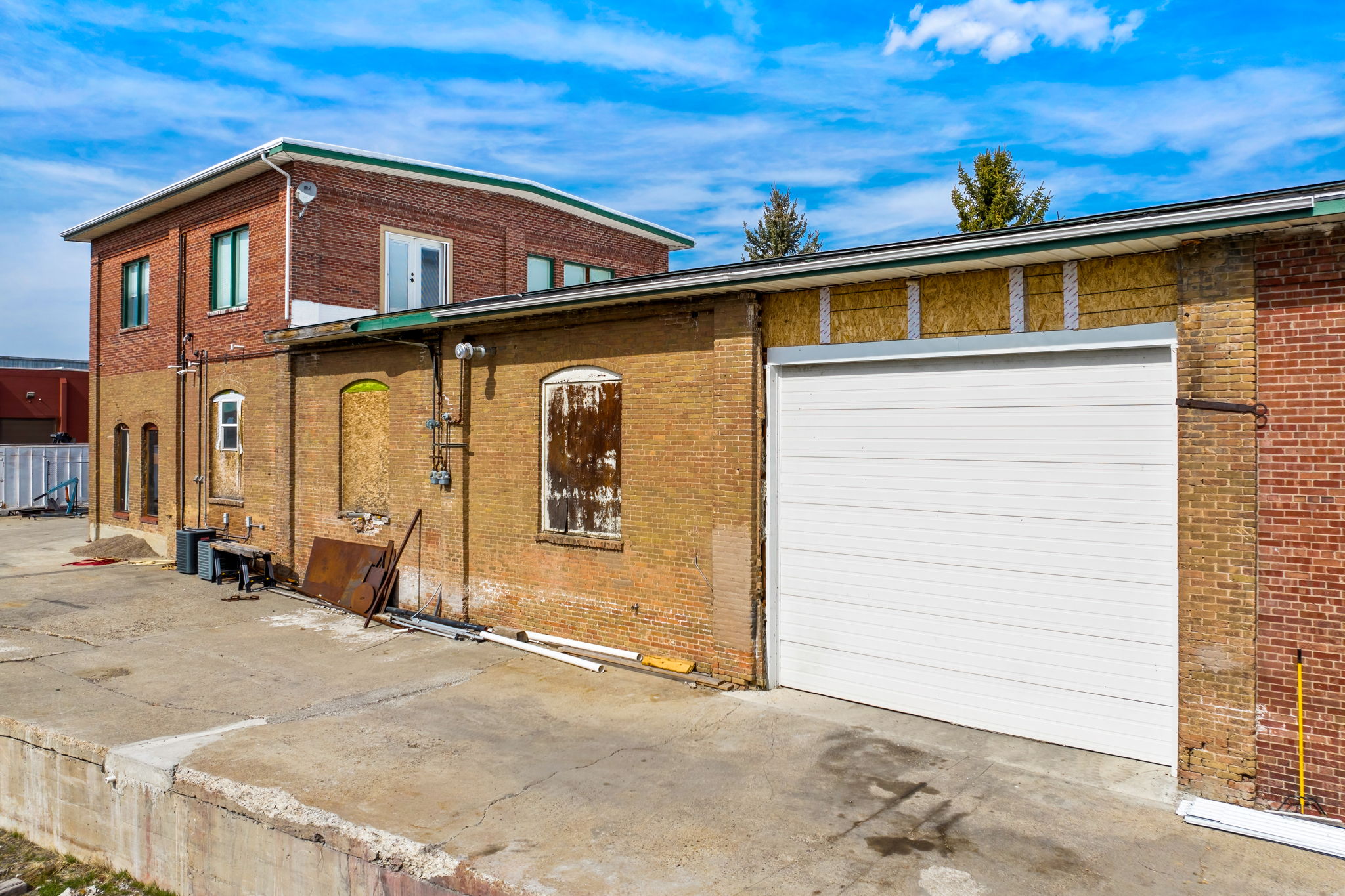 700 Keogh Court Property Photo 9