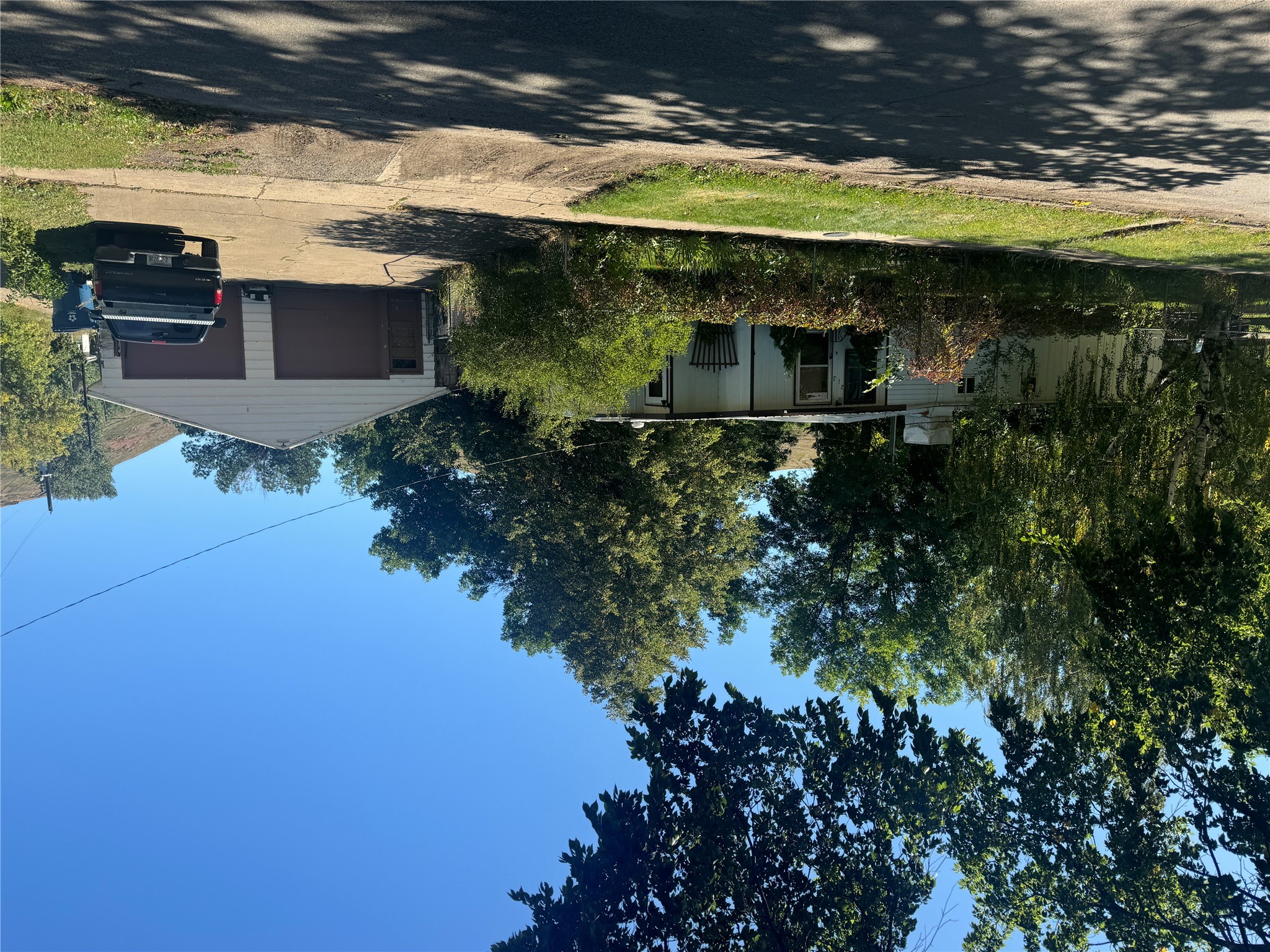 212 Millard Street S Property Photo 45