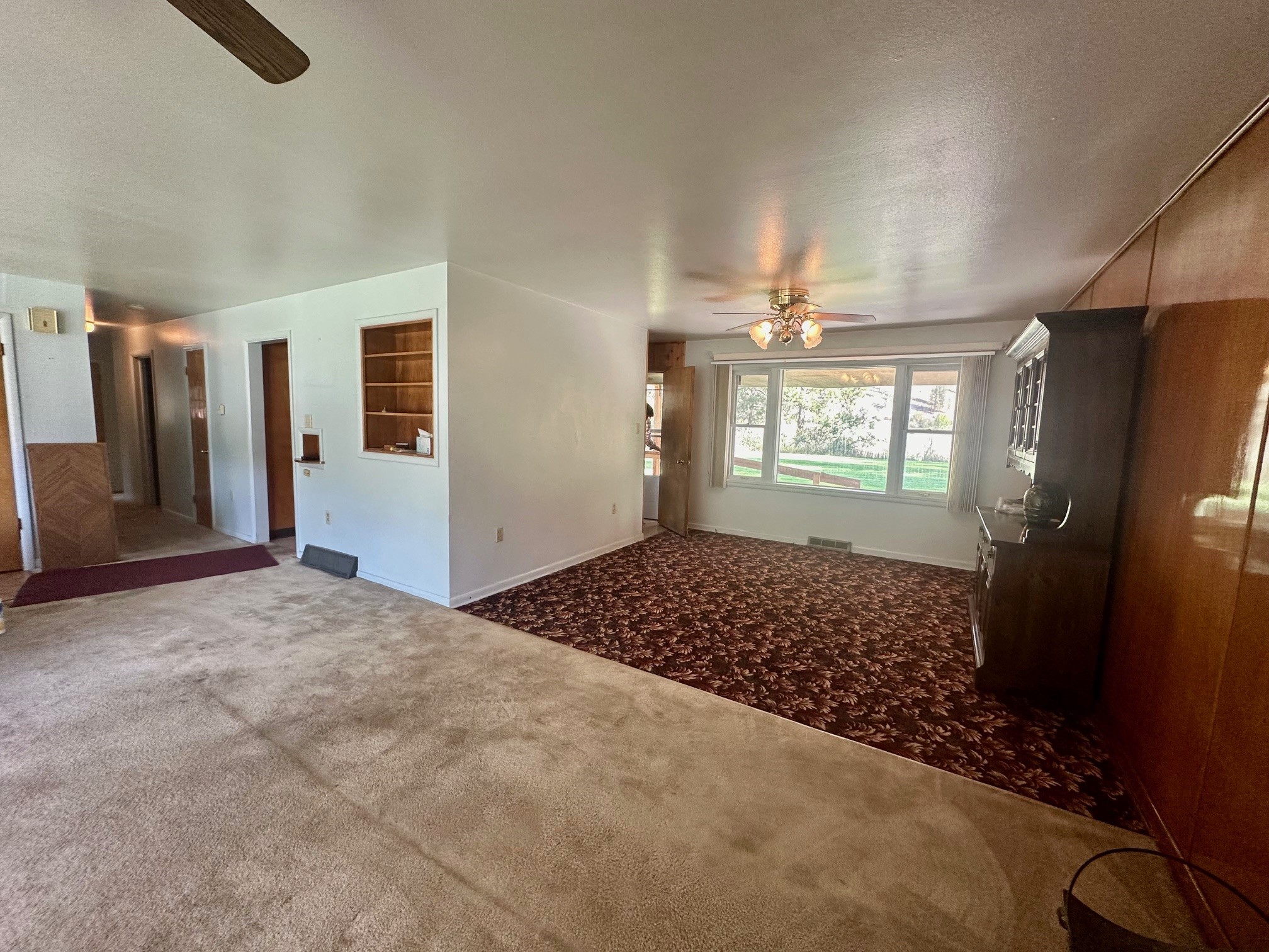 644 4th Avenue E Property Photo 7