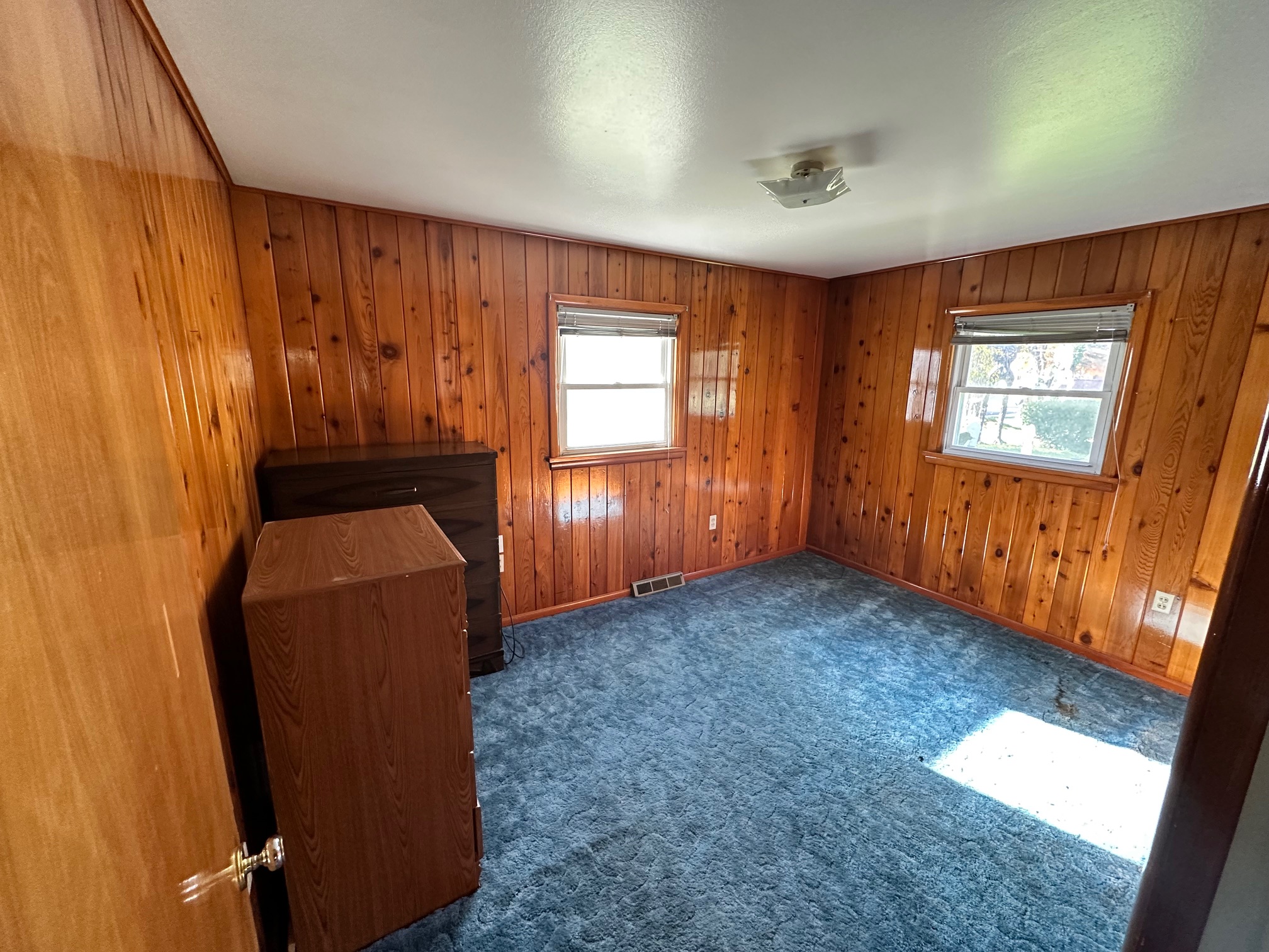 644 4th Avenue E Property Photo 16