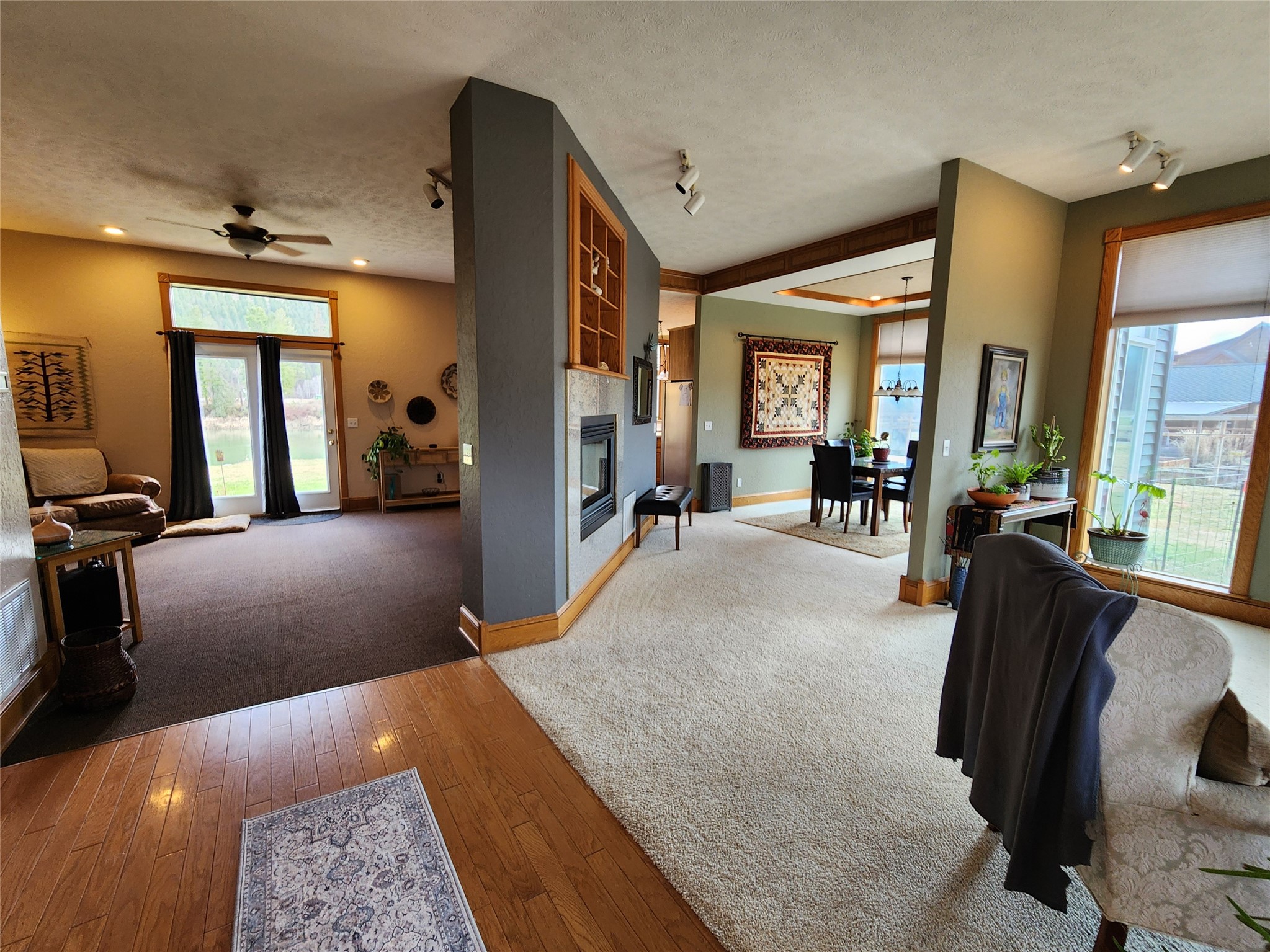 142 Edgewater Drive Property Photo 8