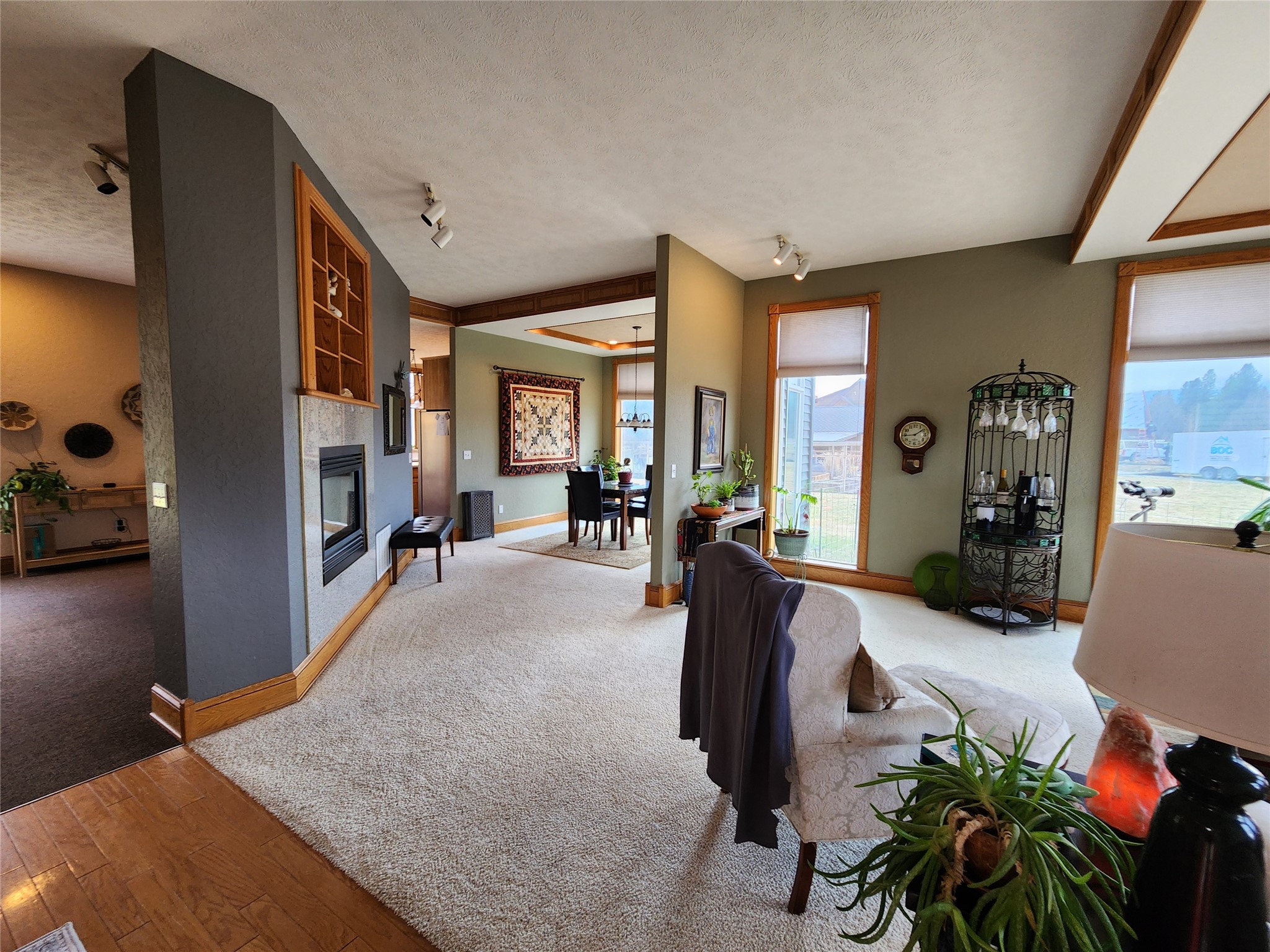 142 Edgewater Drive Property Photo 9