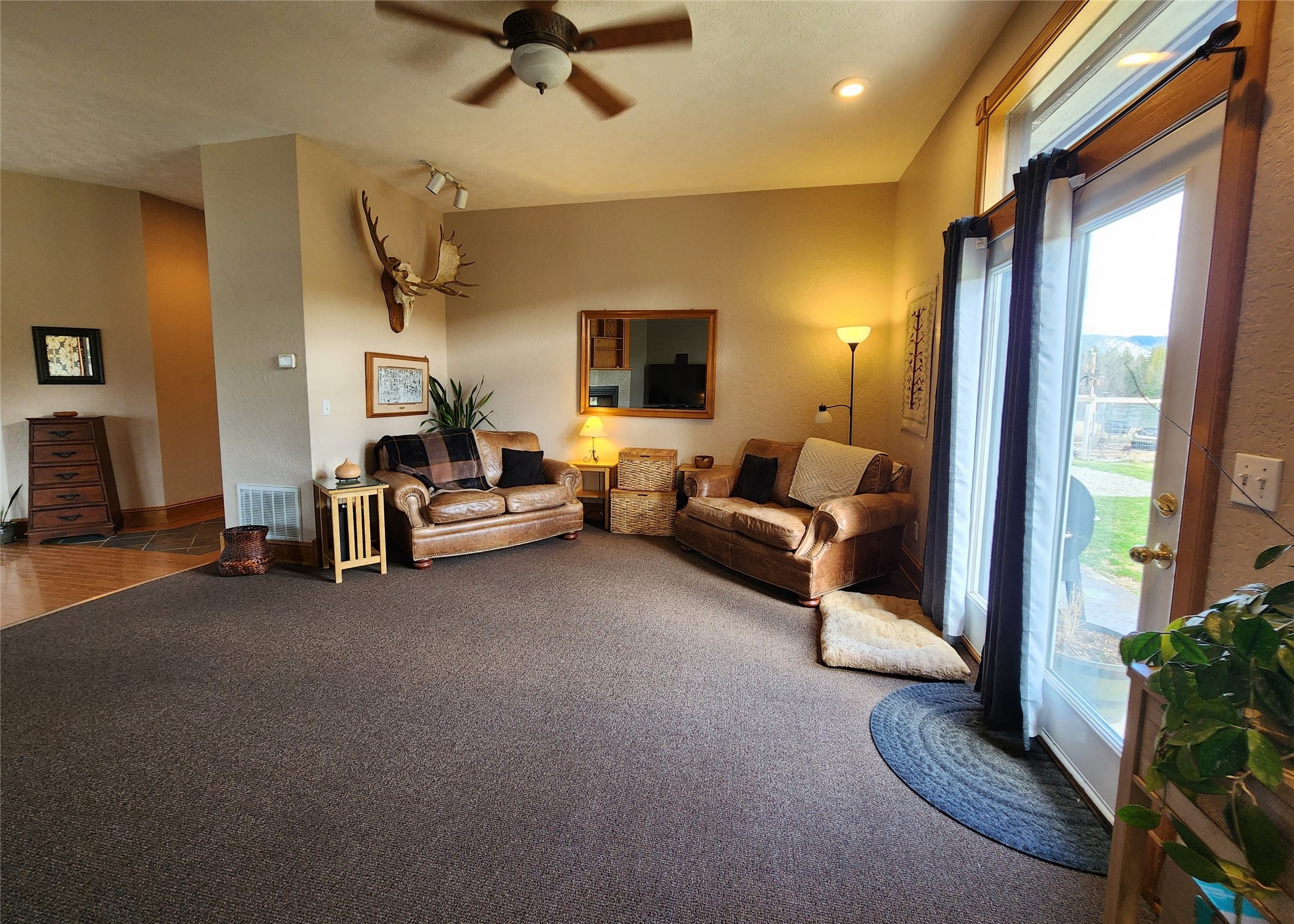 142 Edgewater Drive Property Photo 21