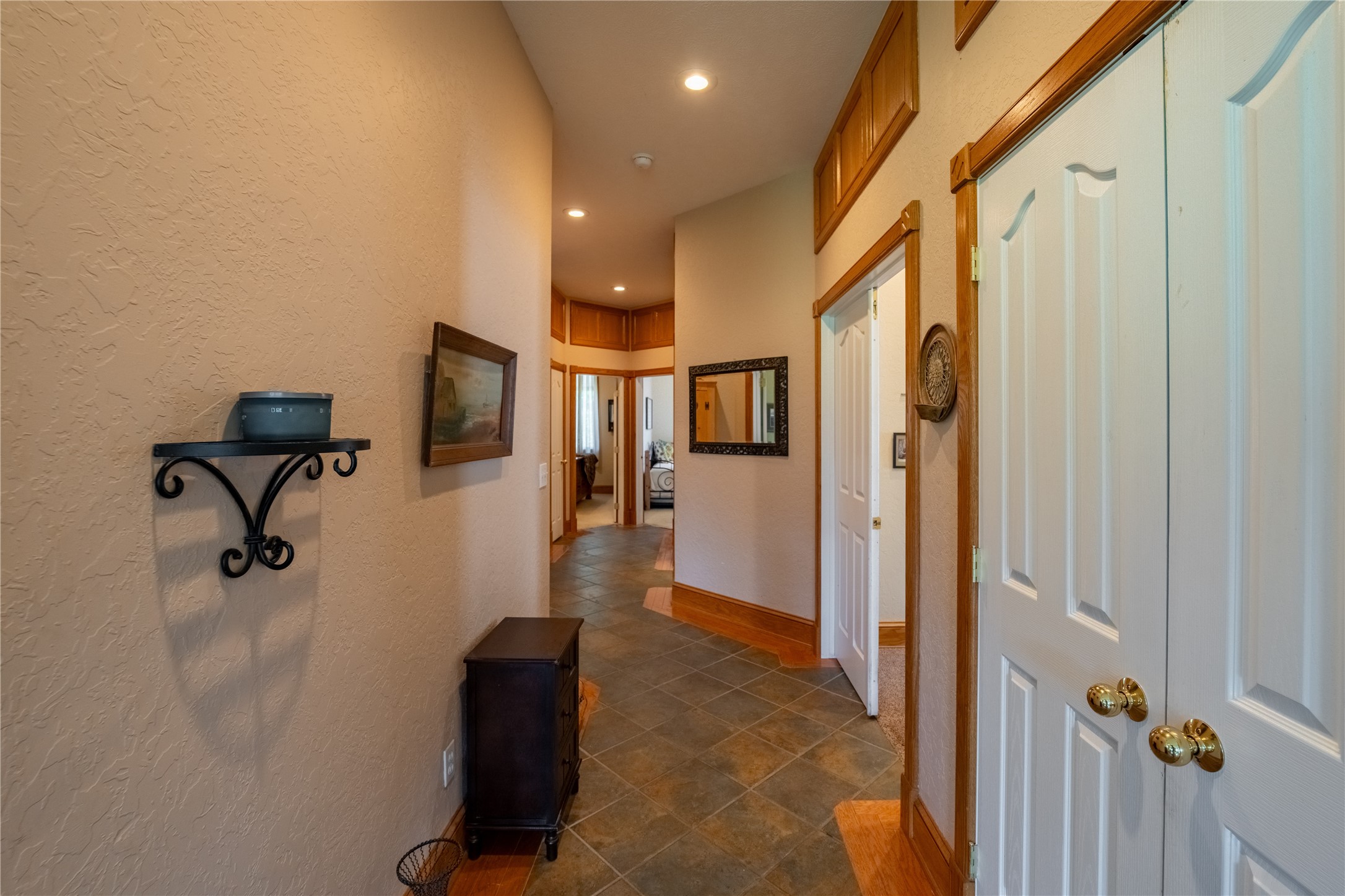 142 Edgewater Drive Property Photo 25