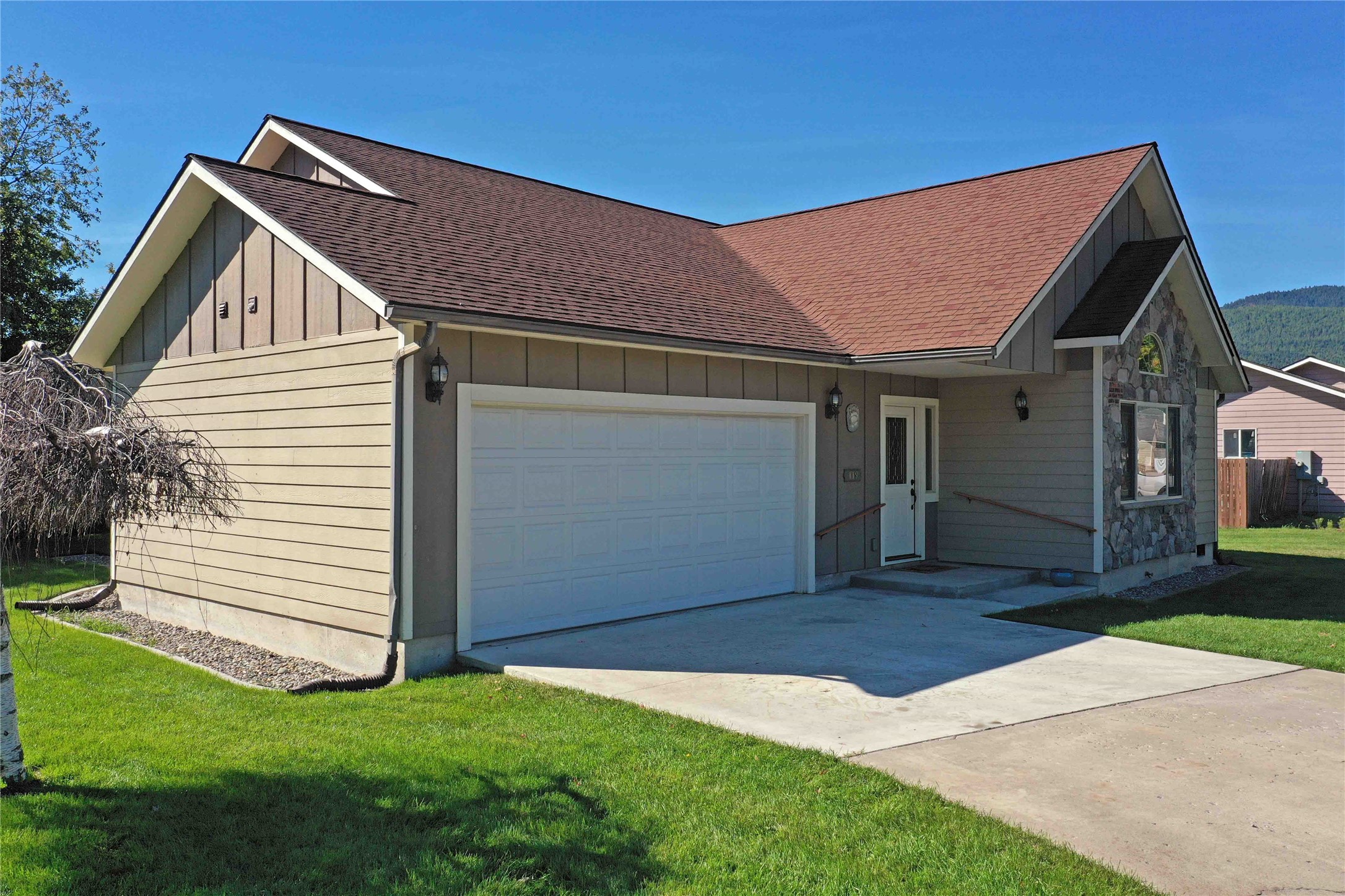 119 Michelle Lane Property Photo 4