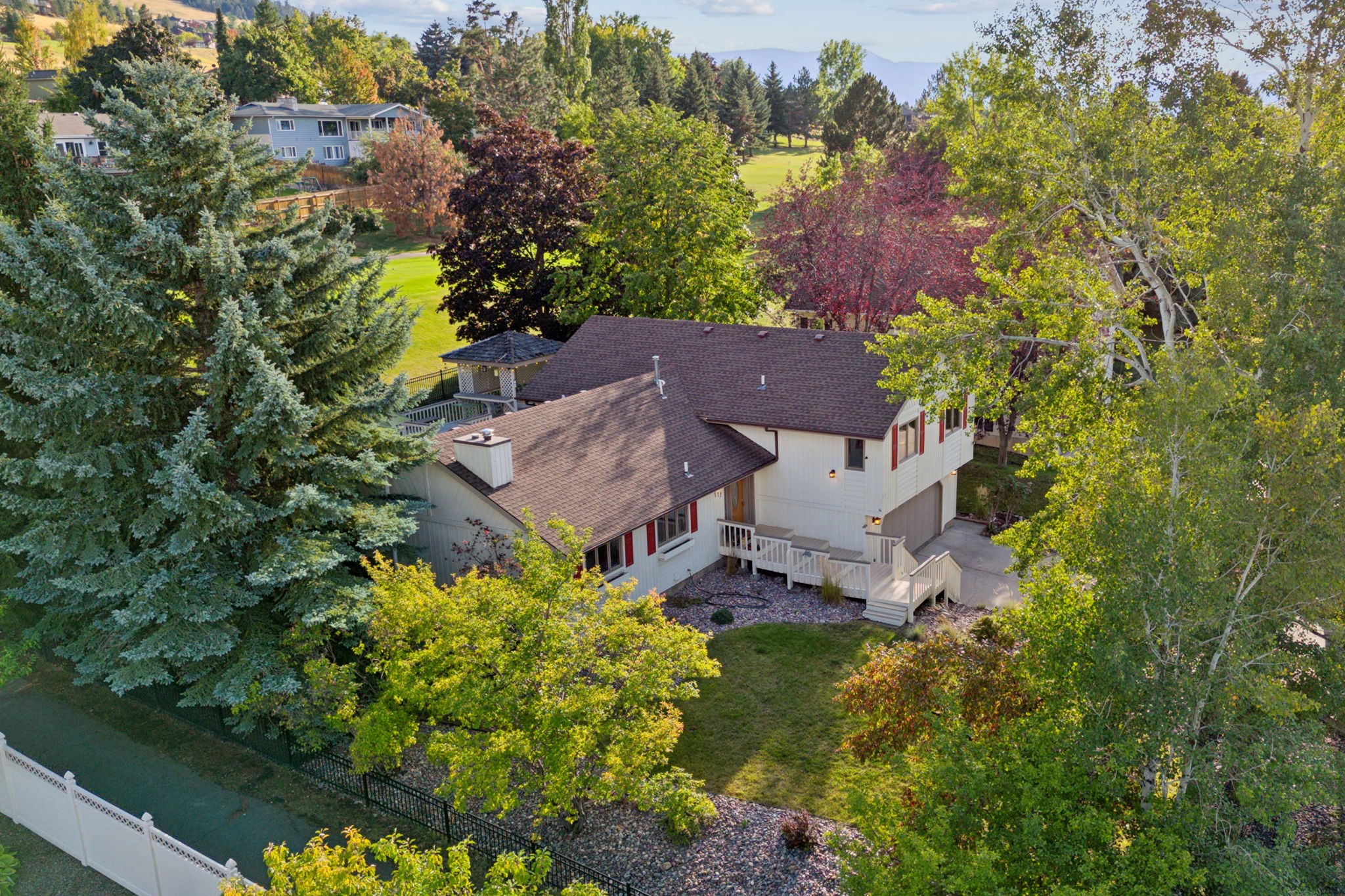 111 Fairway Drive Property Photo 2