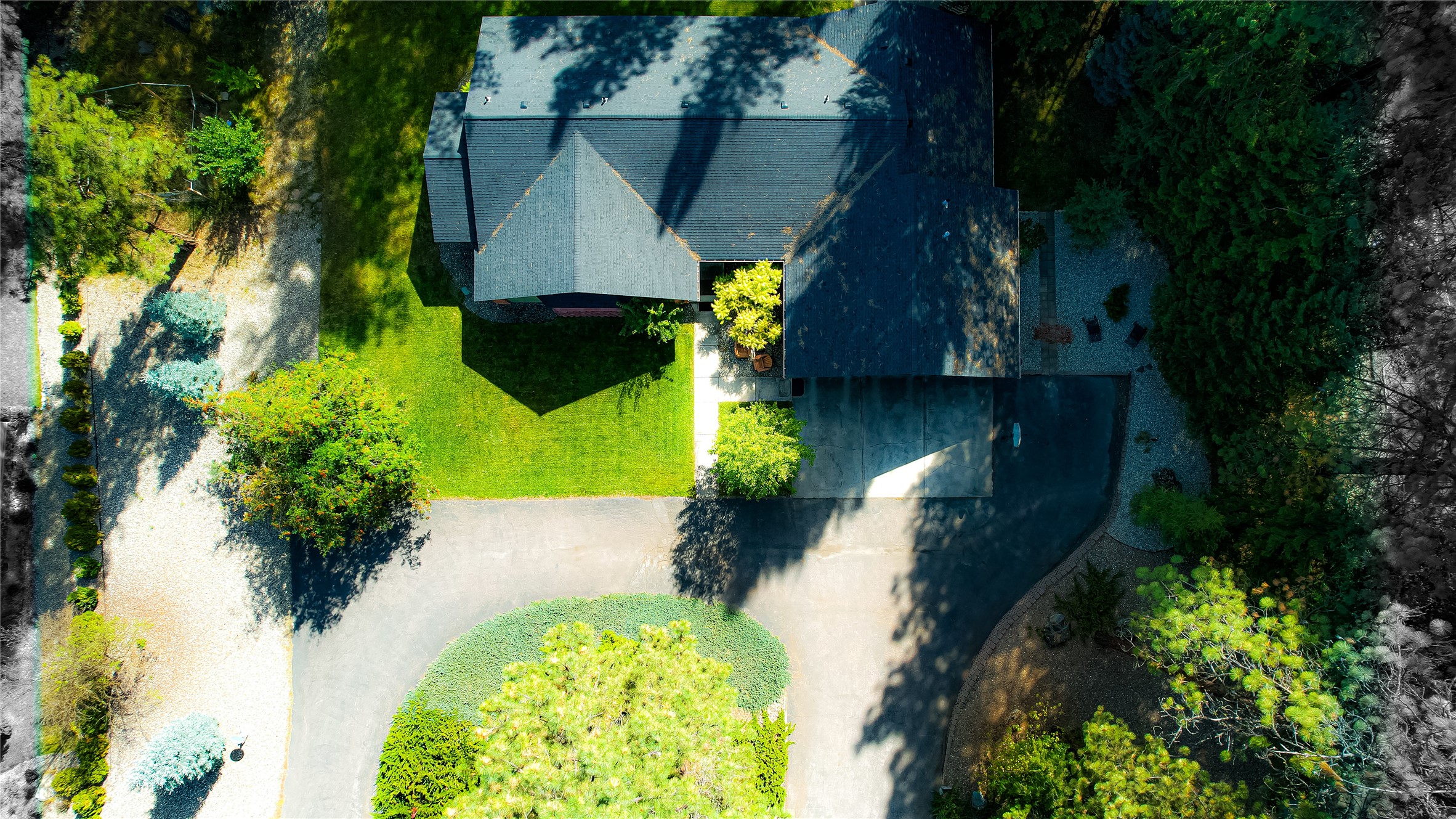 471 Shalom Drive Property Photo 3