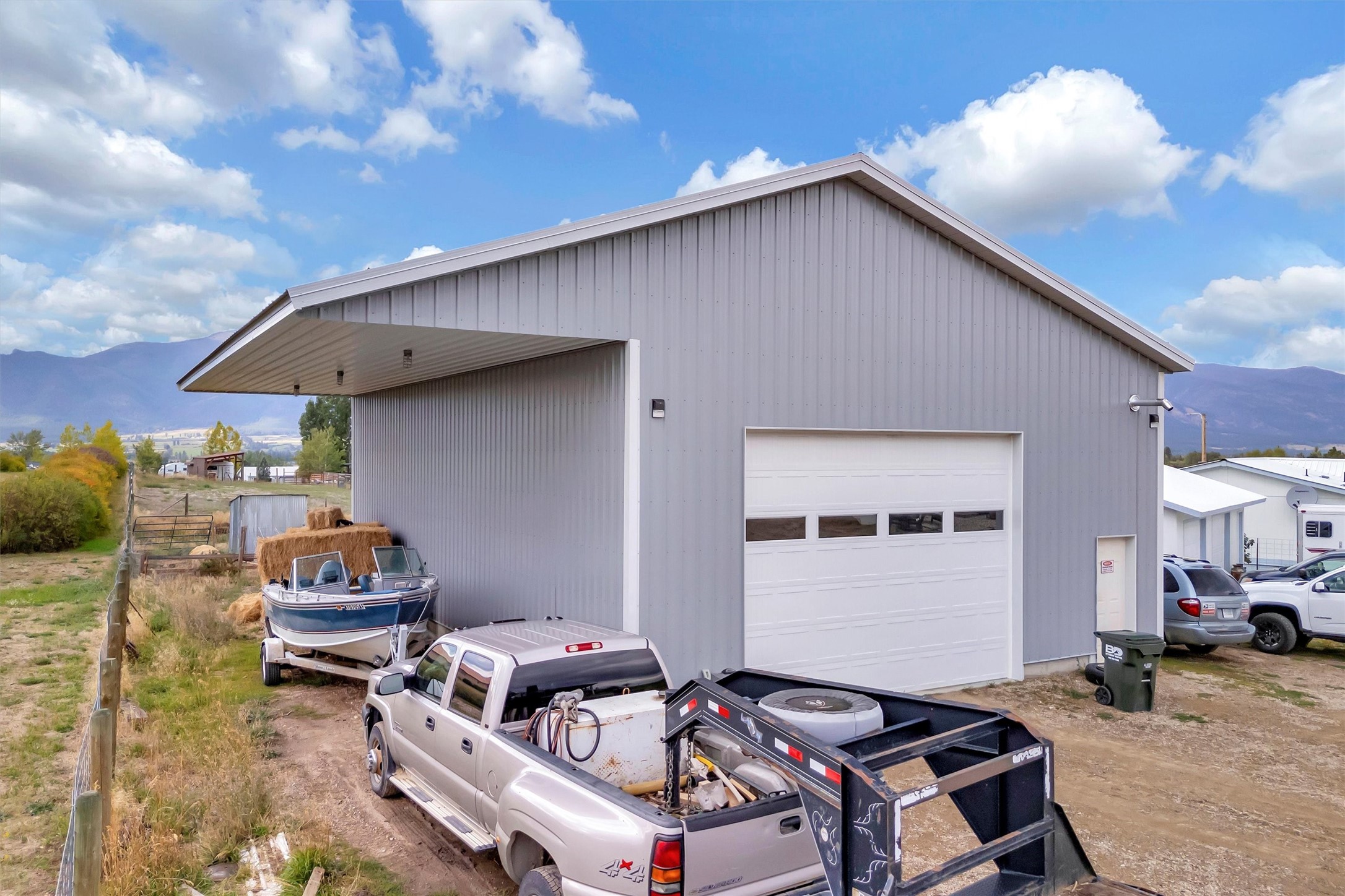479 Silvertip Lane Property Photo 18
