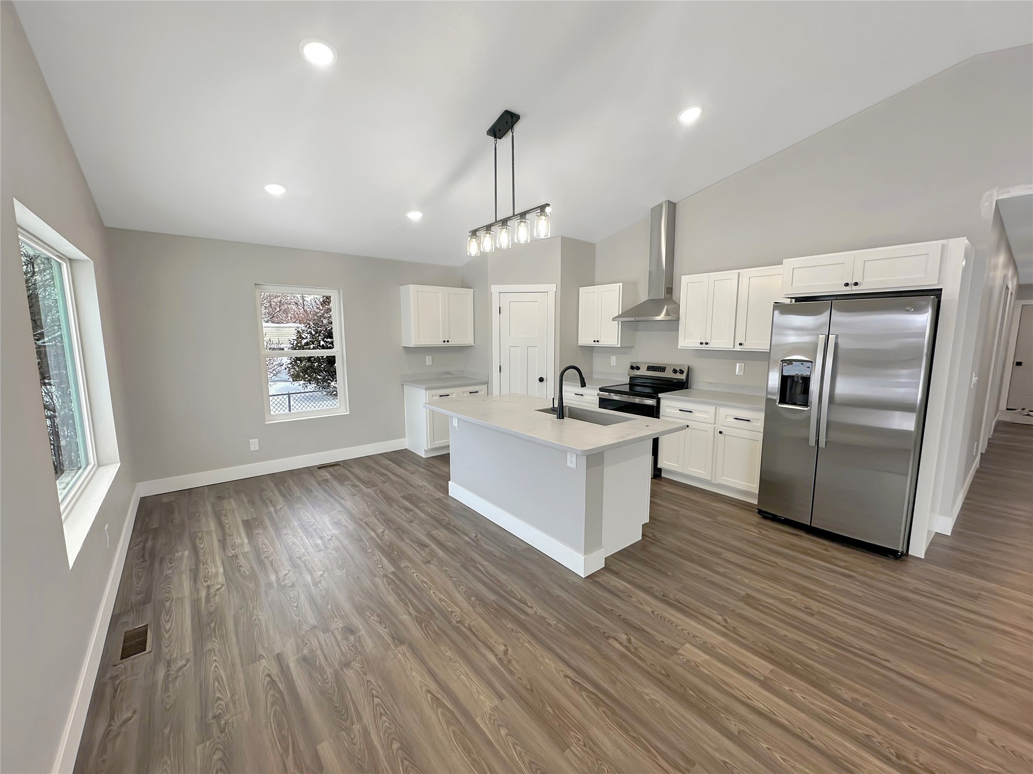 1628 6th Avenue Nw Property Photo 5