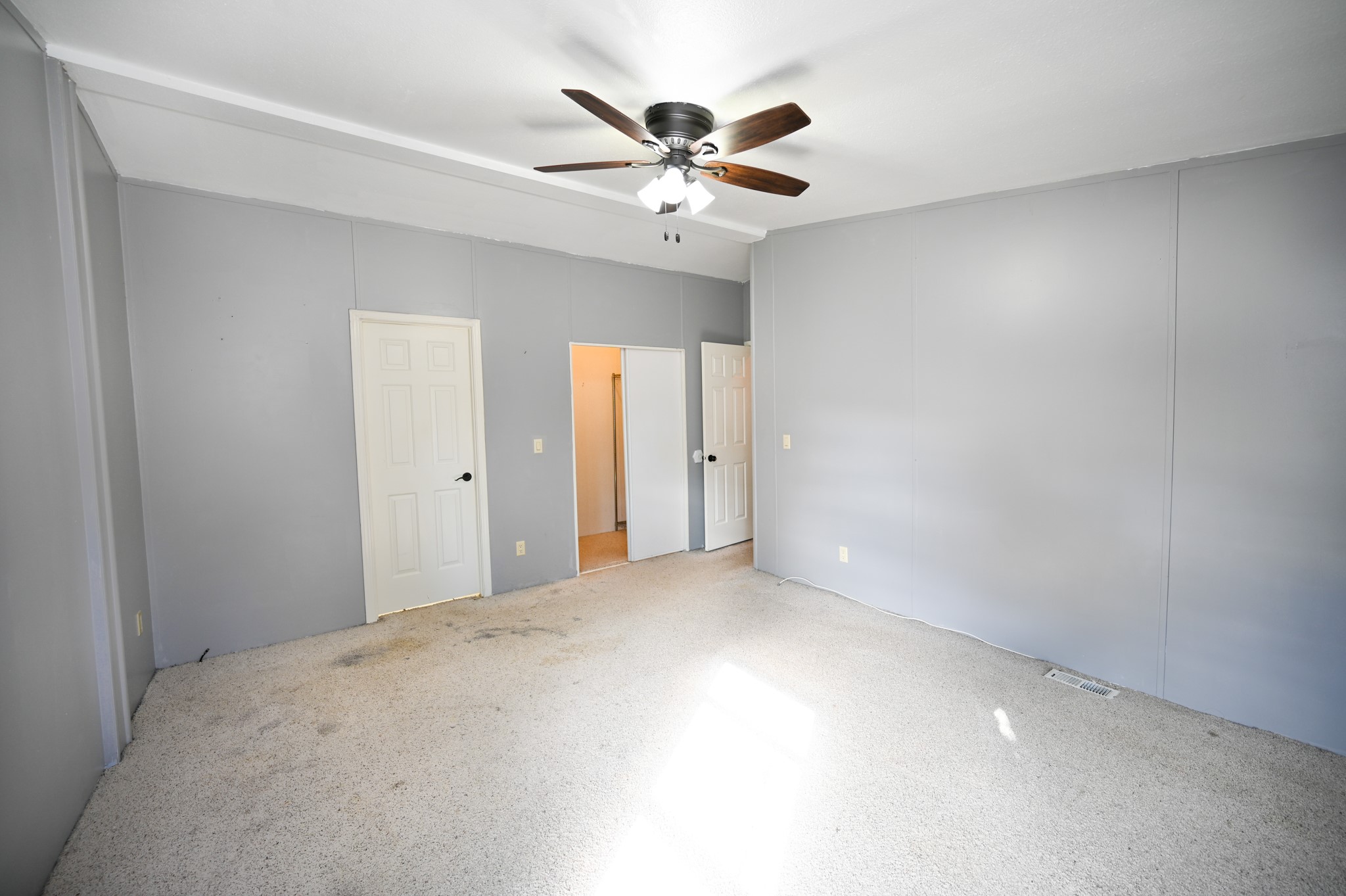 3000 Villard Avenue 51 Property Photo 21