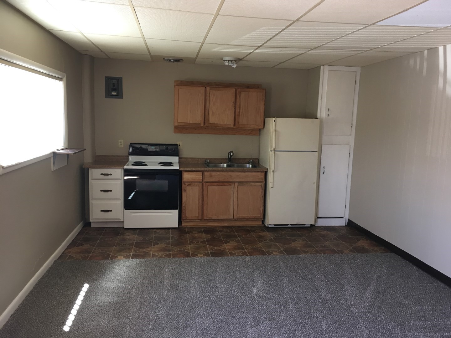 106 State Street Property Photo 9