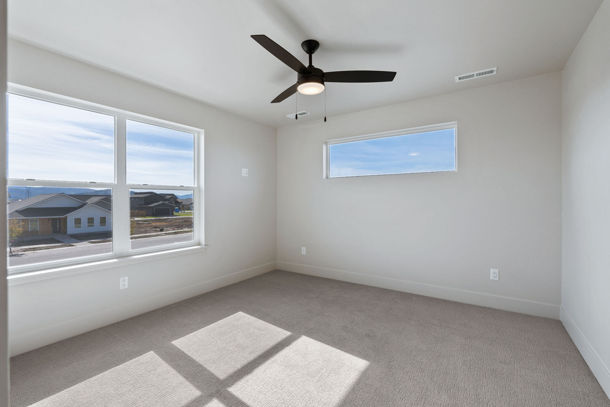 606 Holstein Way Property Photo 27