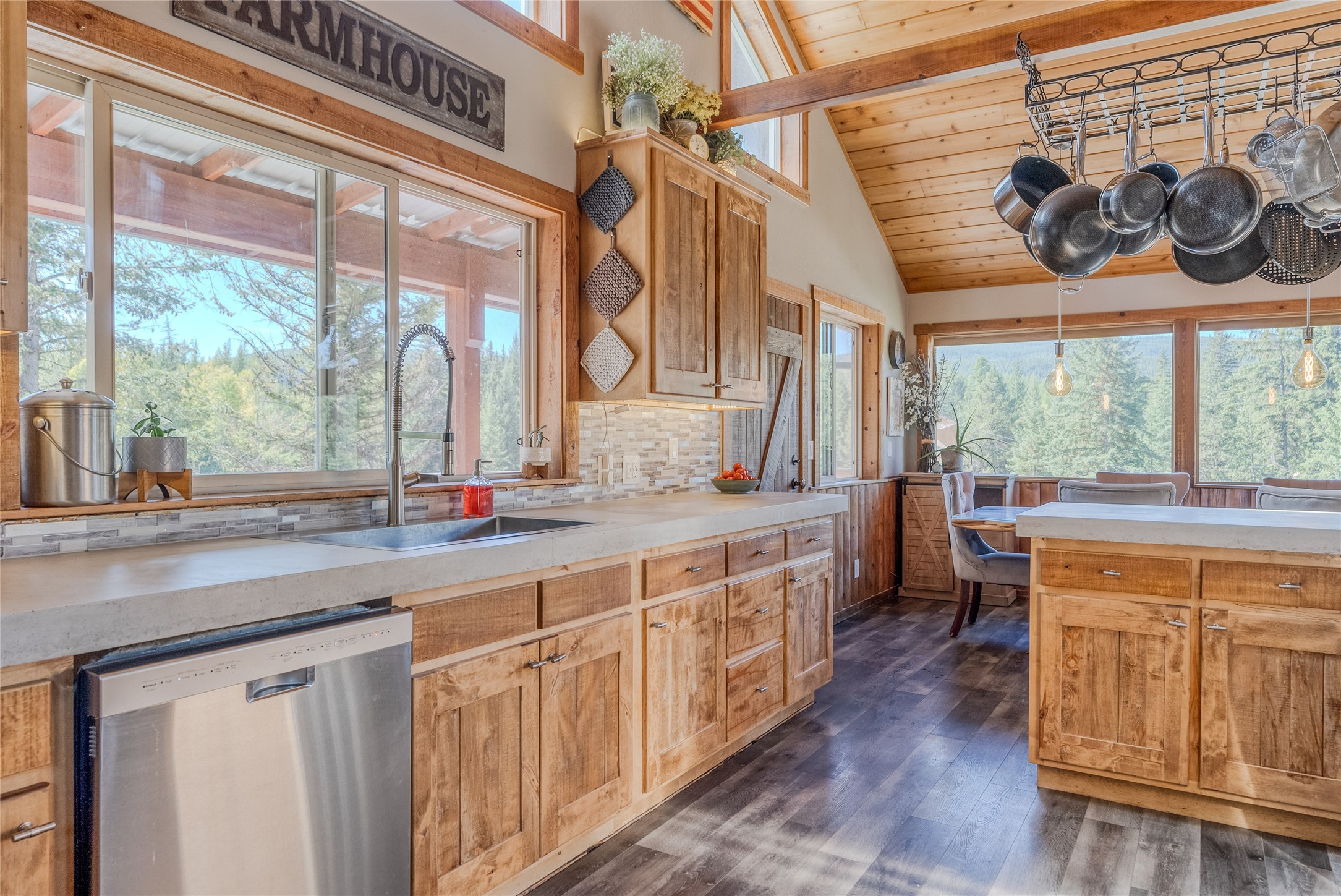 163 Soaring Eagle Trail Property Photo 44