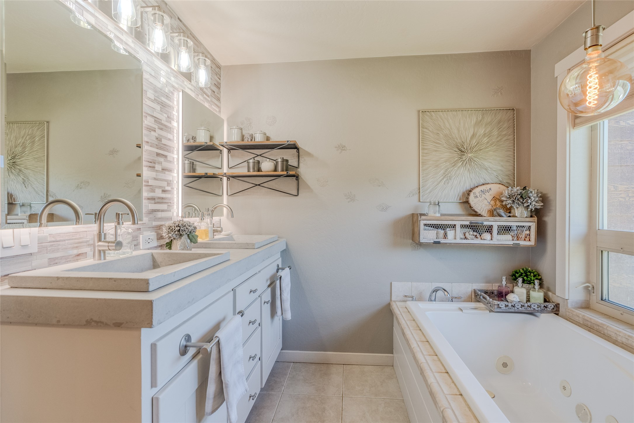 163 Soaring Eagle Trail Property Photo 47