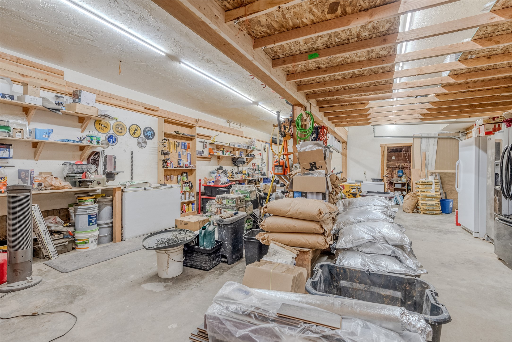 163 Soaring Eagle Trail Property Photo 69