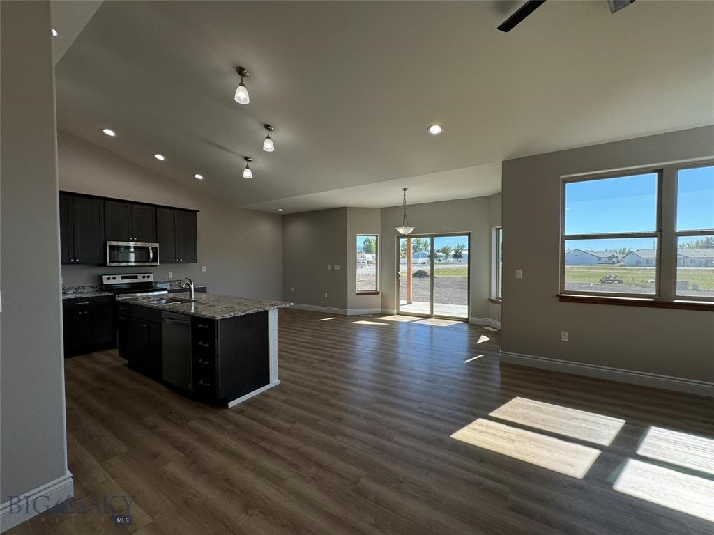 1020 Sagebrush Lane Property Photo 15