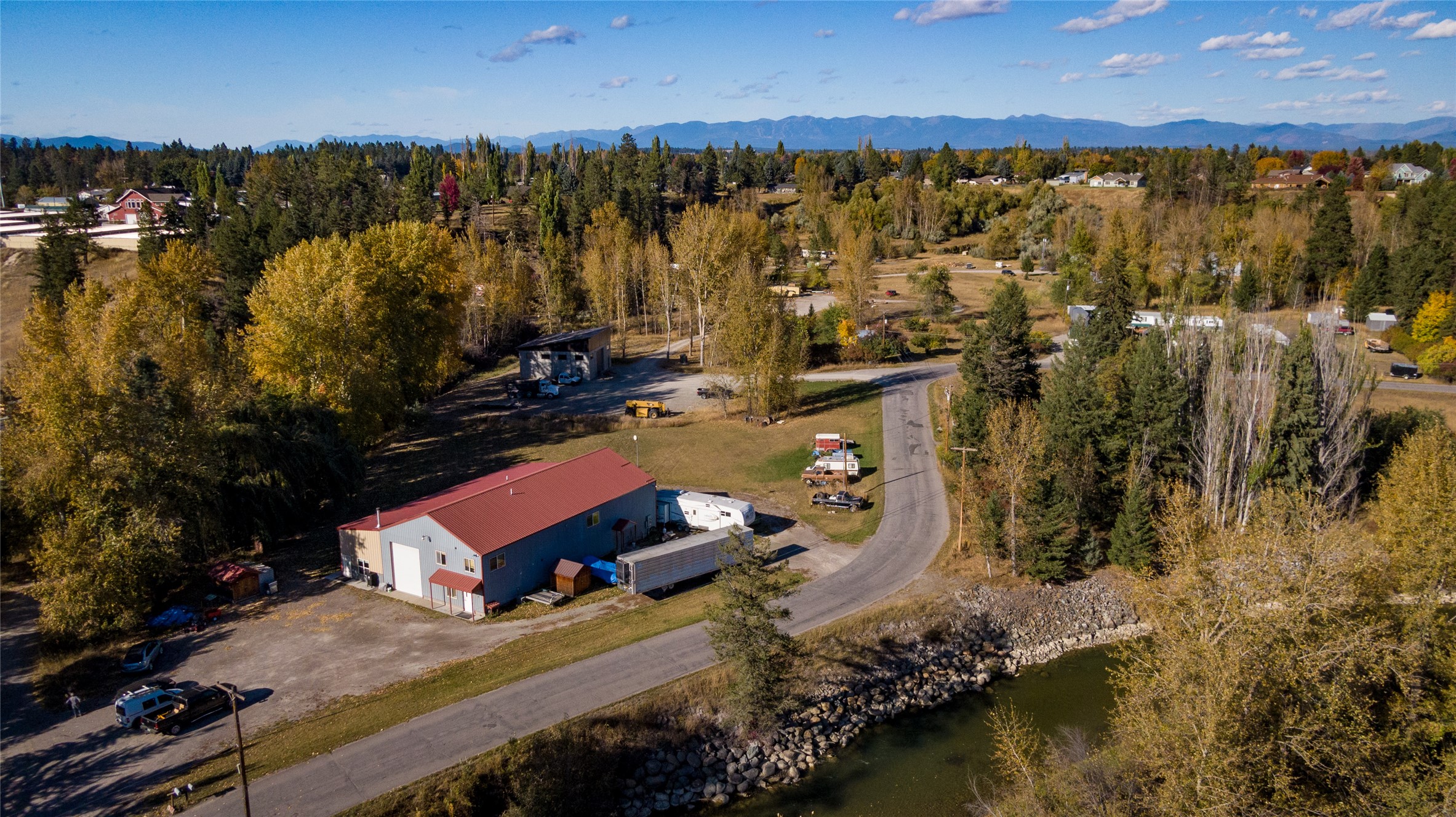 154 Riverside Avenue Property Photo 4