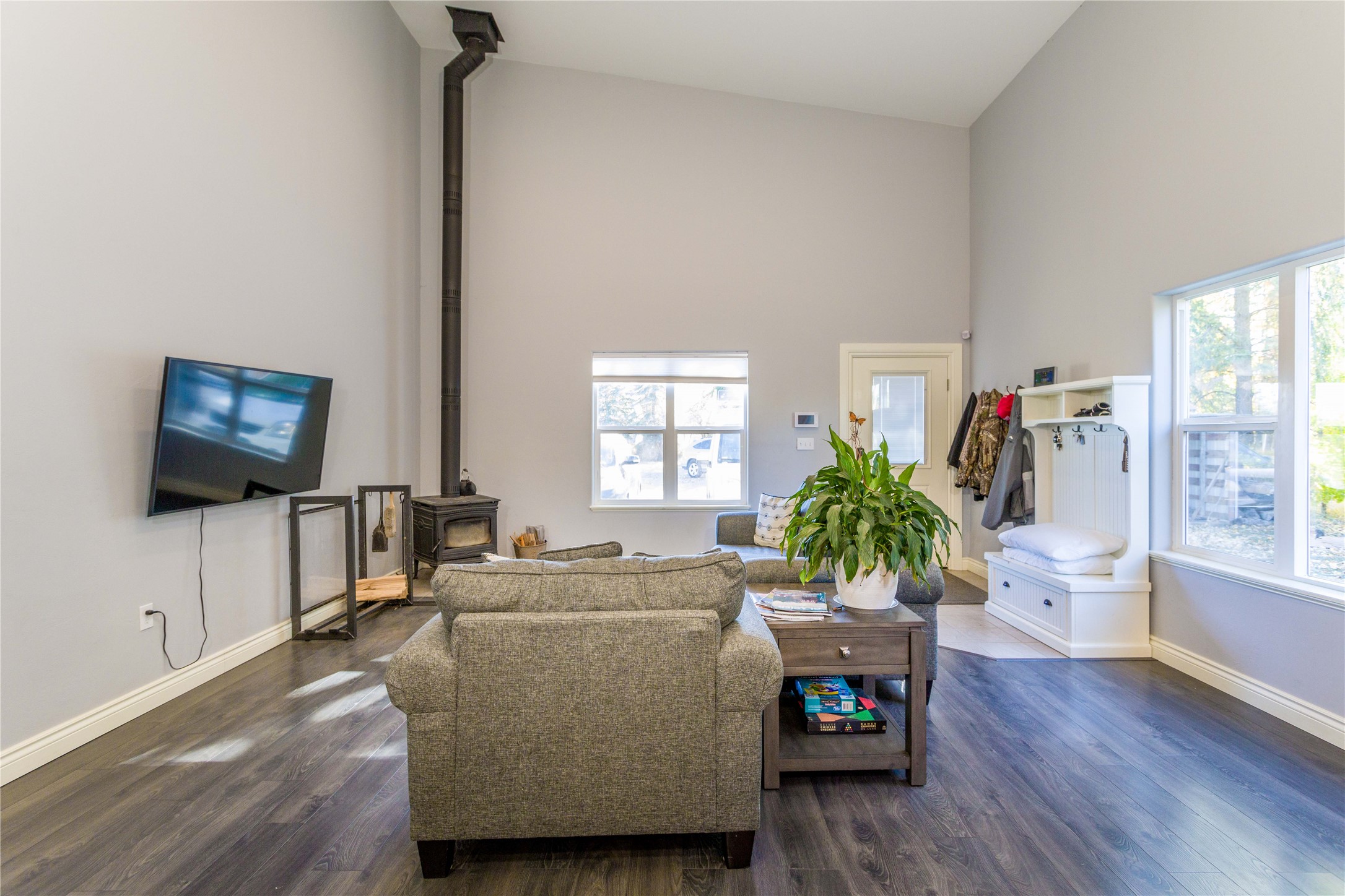 154 Riverside Avenue Property Photo 15