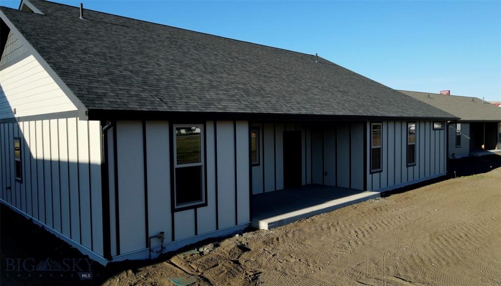 1002 Sagebrush Lane Property Photo 9