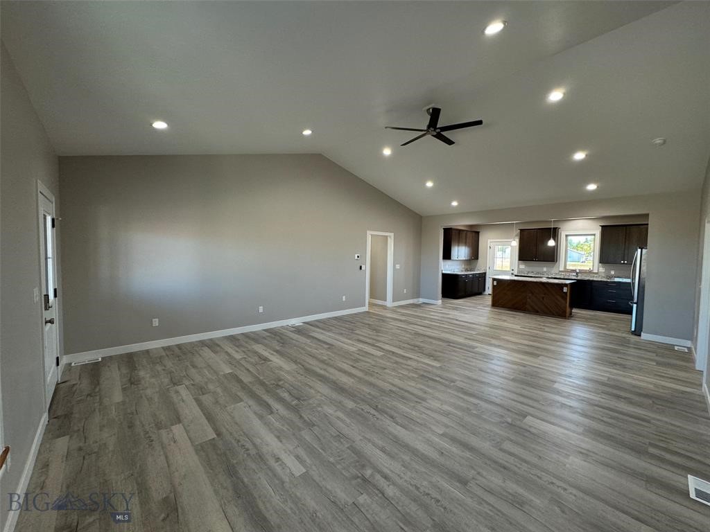 1002 Sagebrush Lane Property Photo 13
