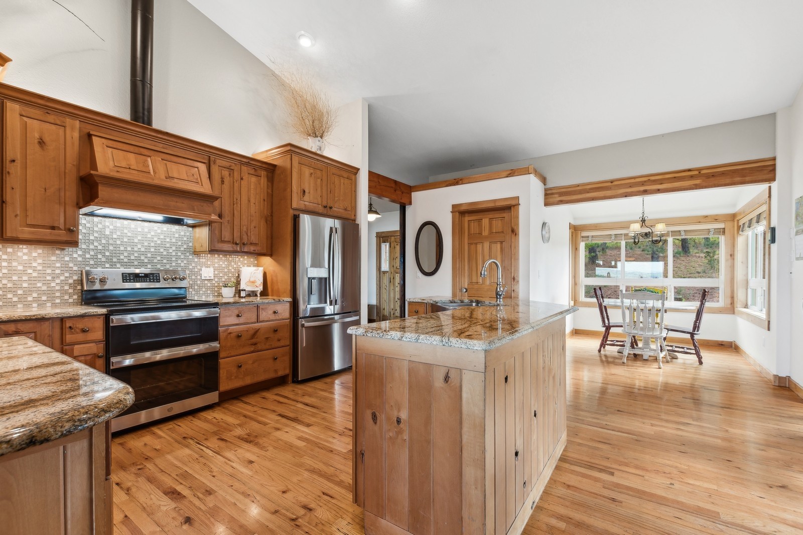 170 Creston Road Property Photo 15