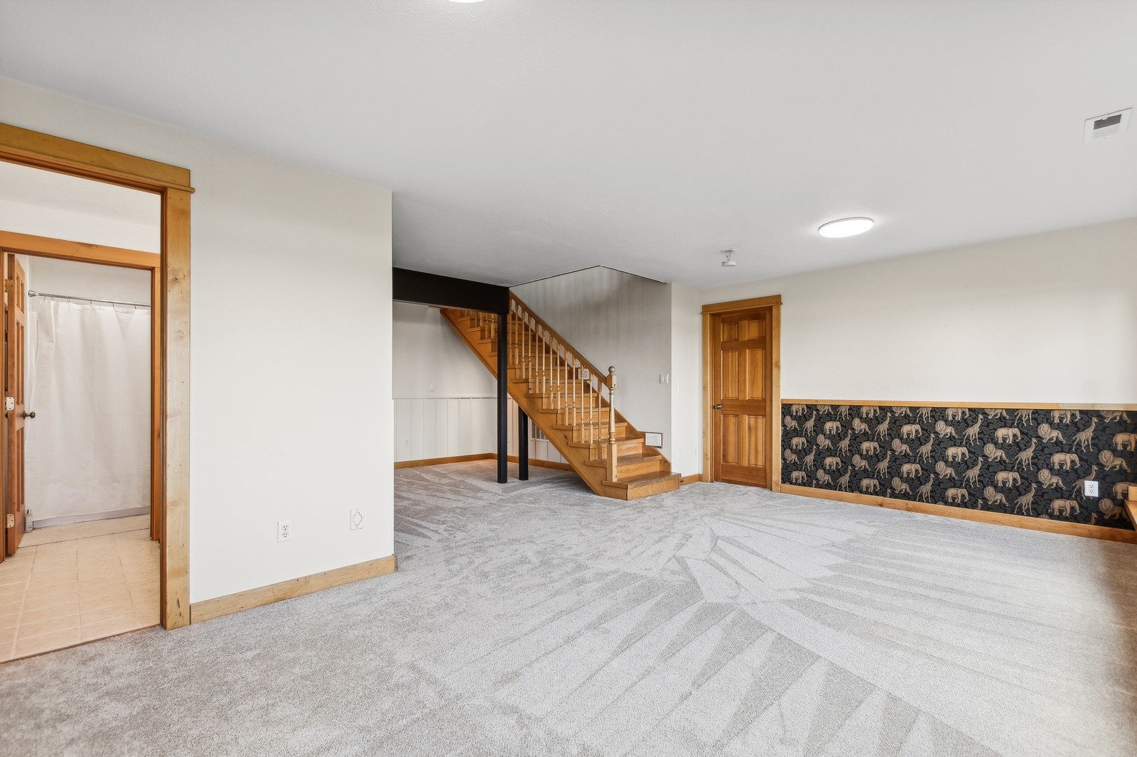 170 Creston Road Property Photo 37