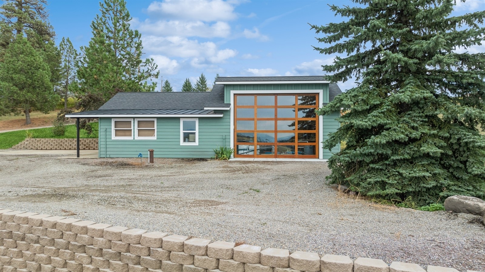 170 Creston Road Property Photo 43