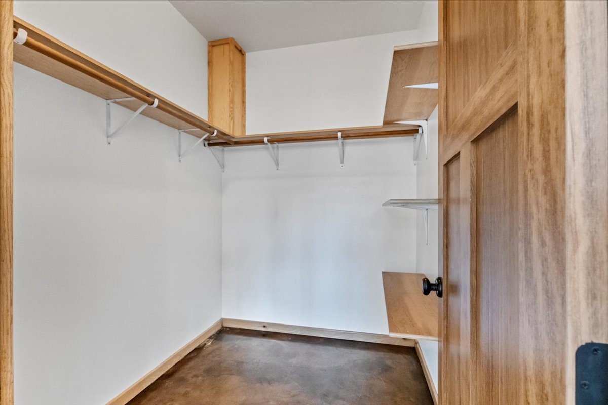 169 Brookes Drive Property Photo 14