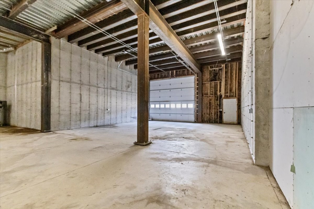 169 Brookes Drive Property Photo 25
