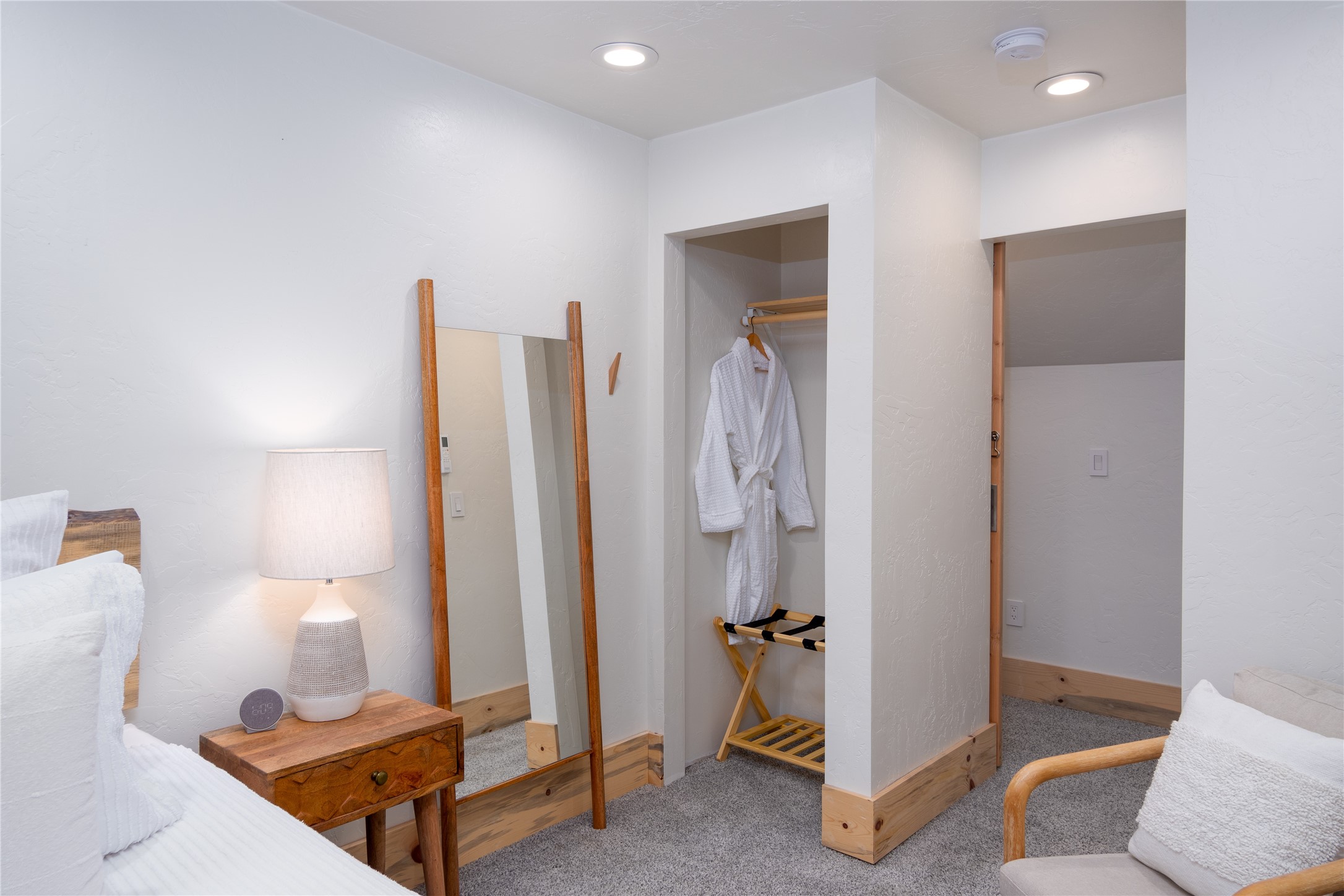 804 Mineral Avenue Property Photo 11