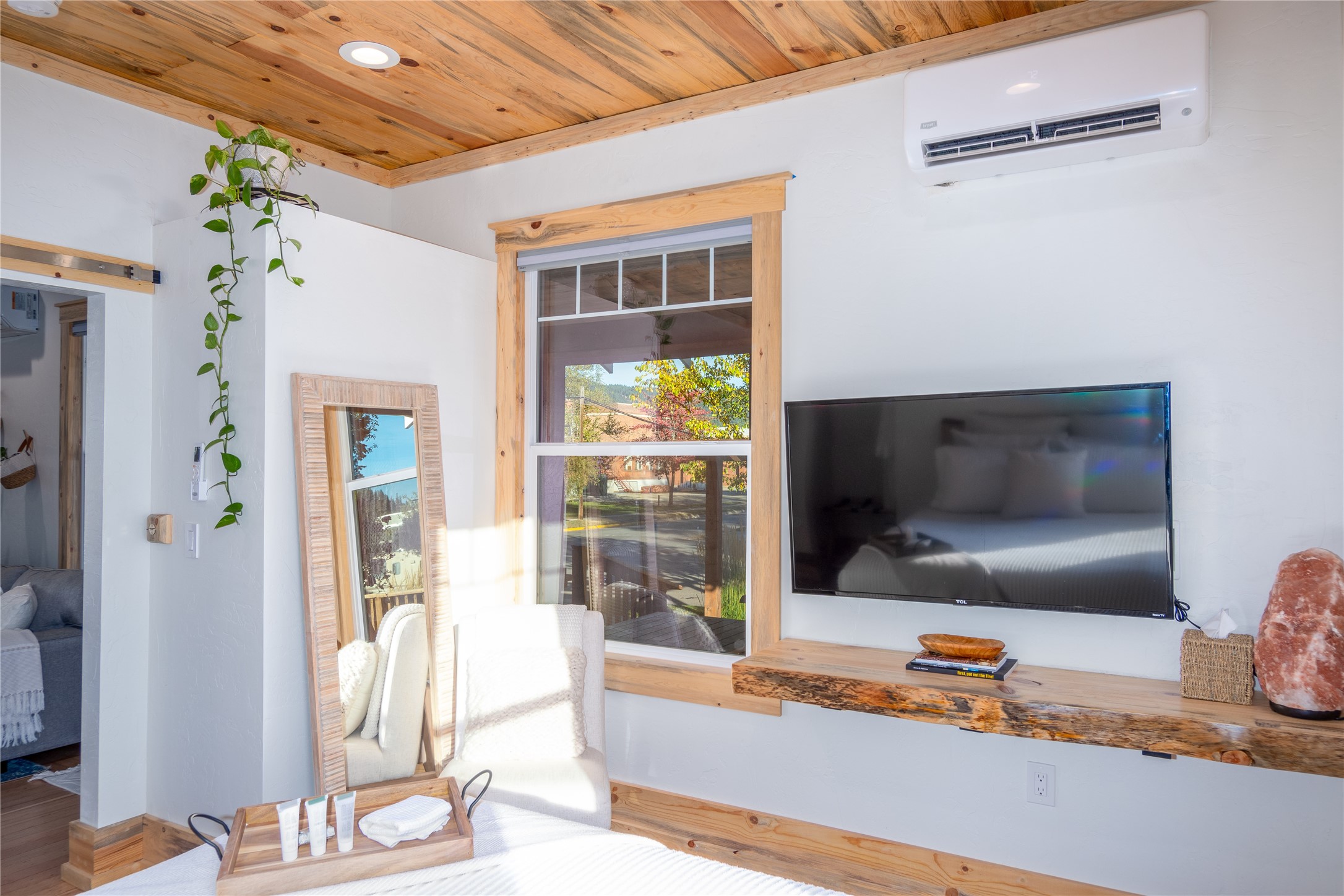 804 Mineral Avenue Property Photo 20