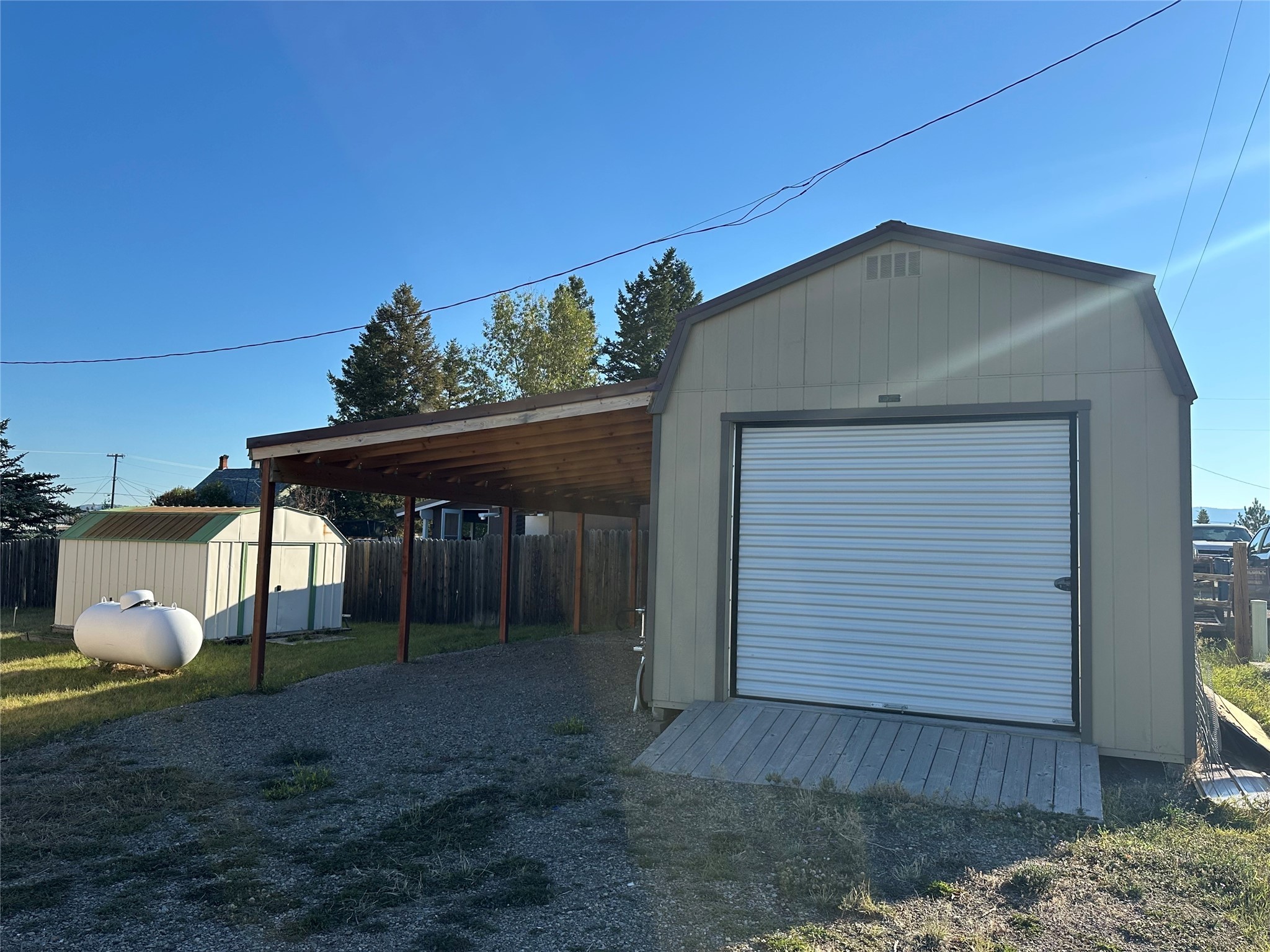 501 E Hampton Street Property Photo 10