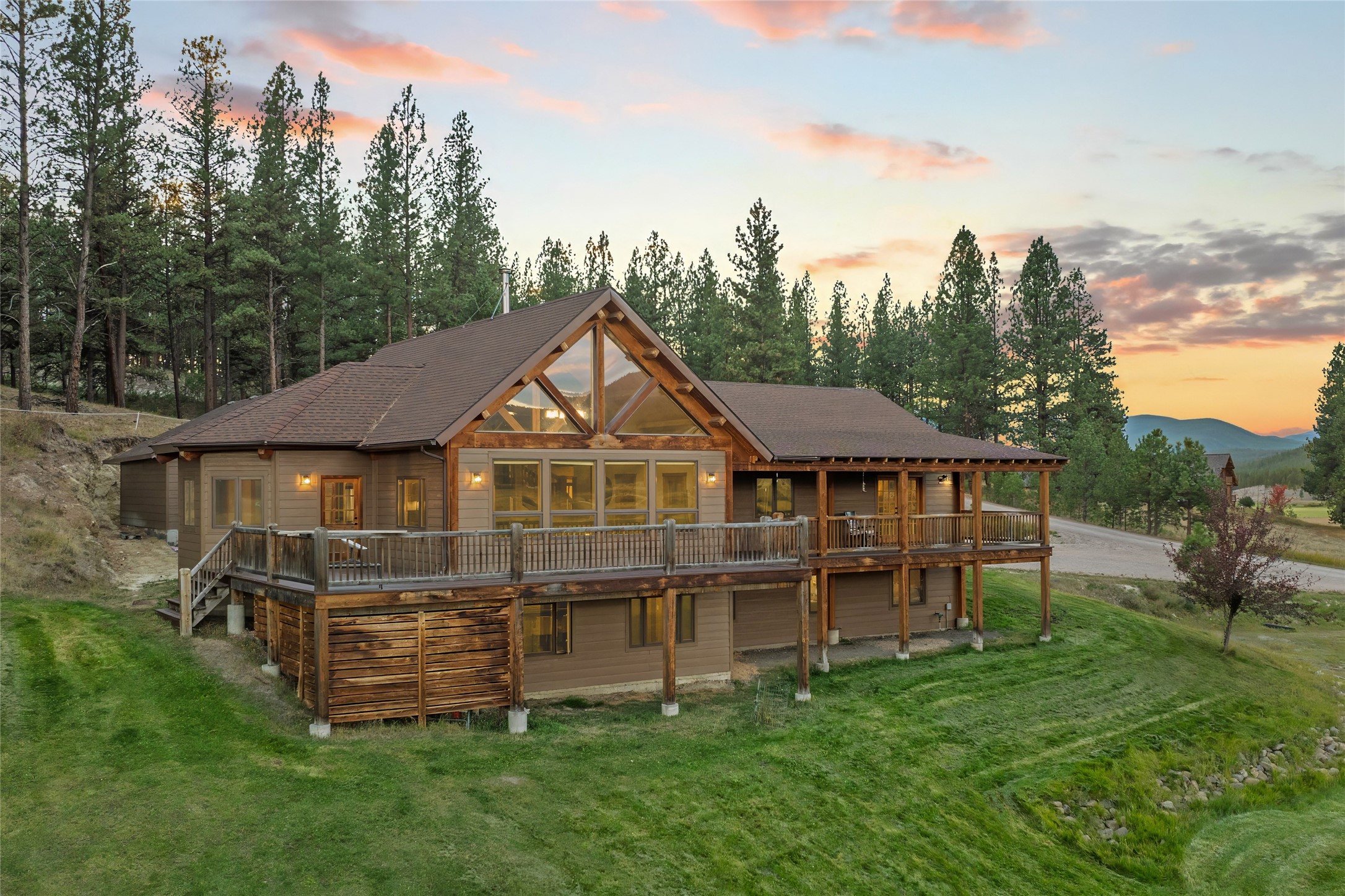 1200 Shaw Lane Property Photo