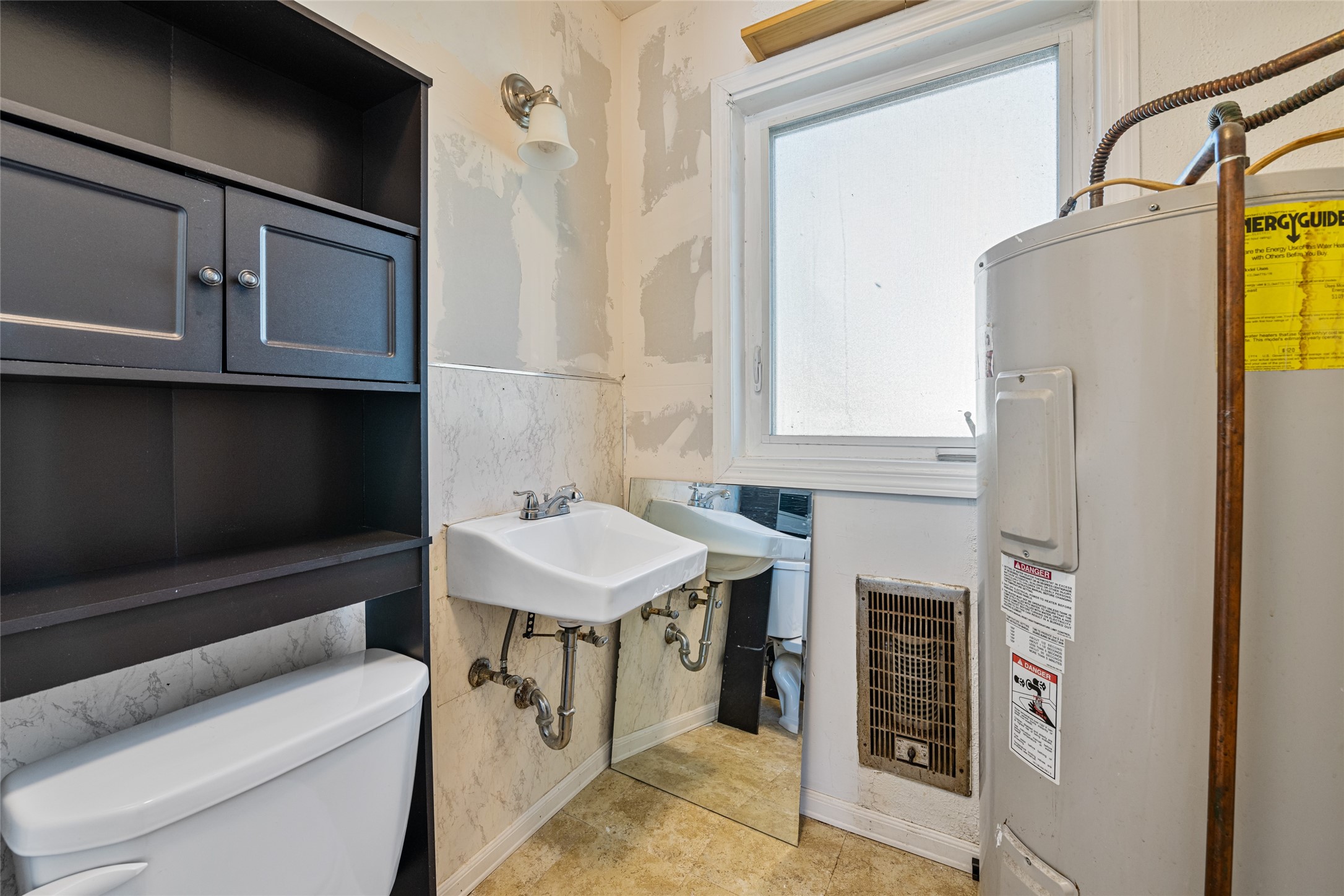 227 W Montana Street W Property Photo 12