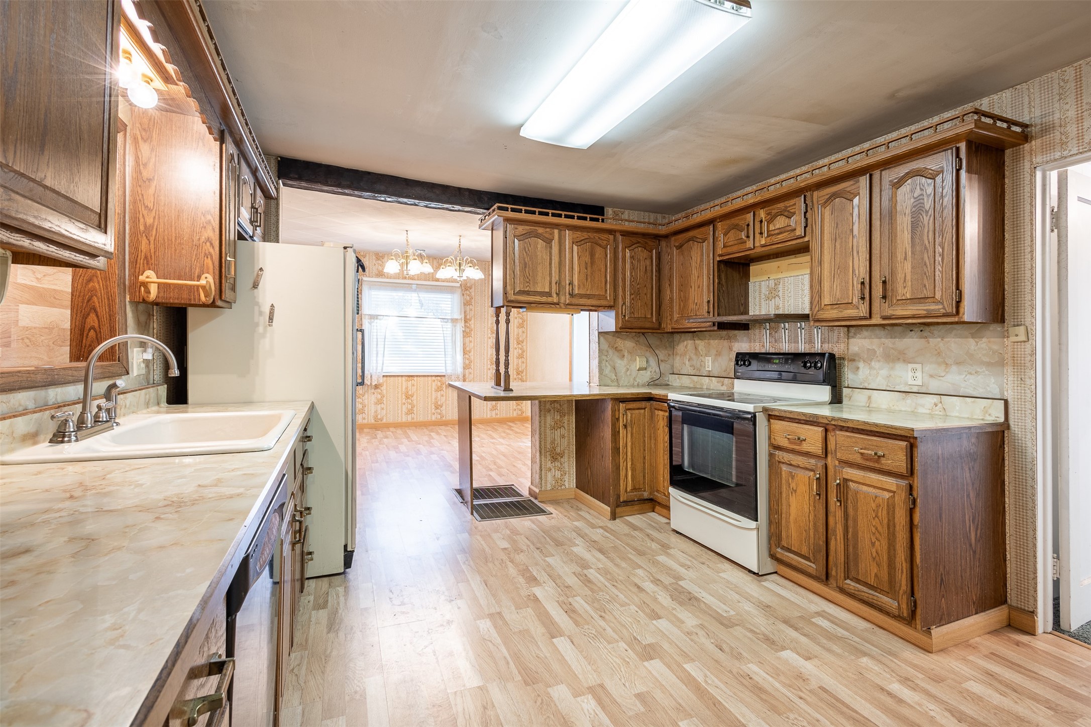 3340 Carter Street Property Photo 6