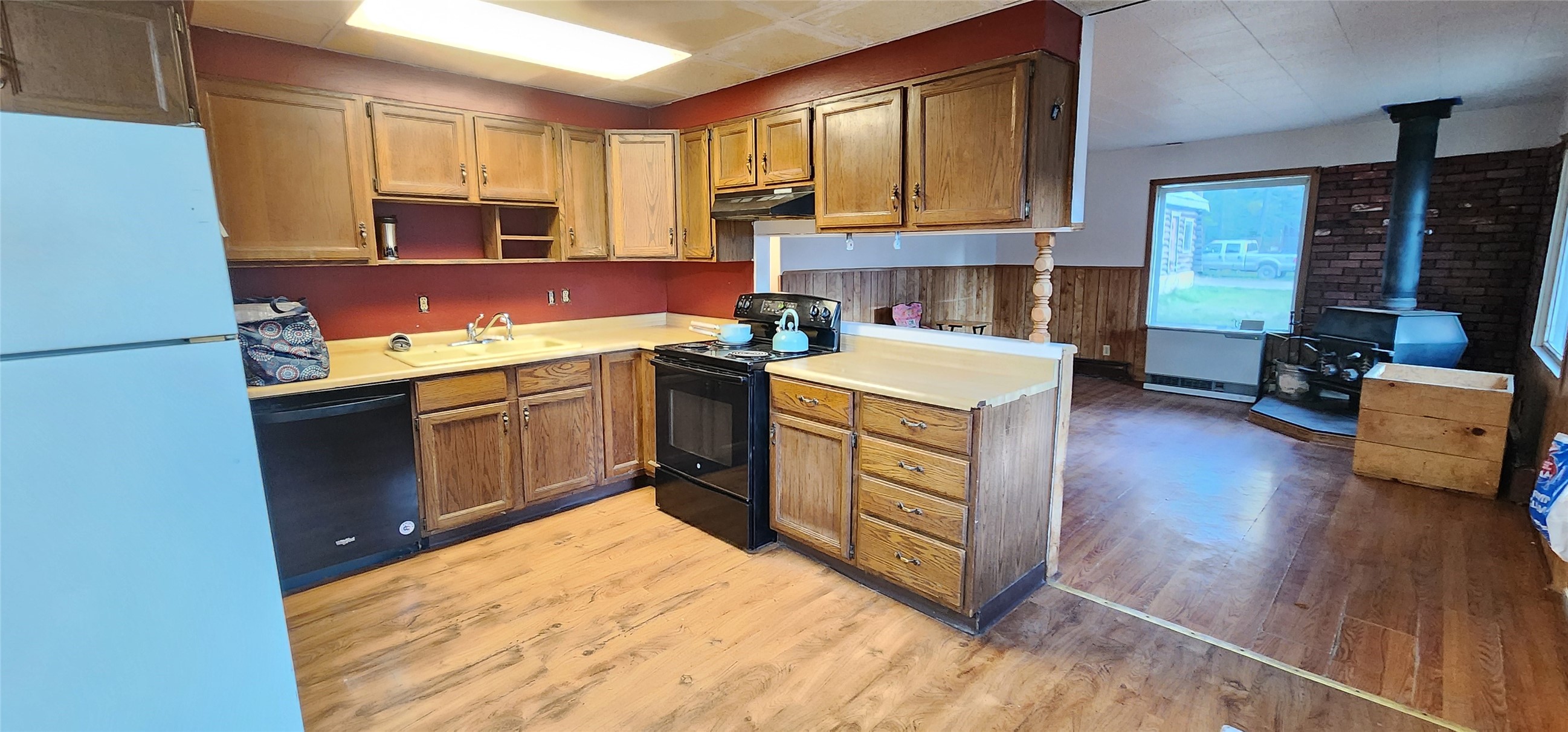 223 Seventh Avenue Property Photo 3