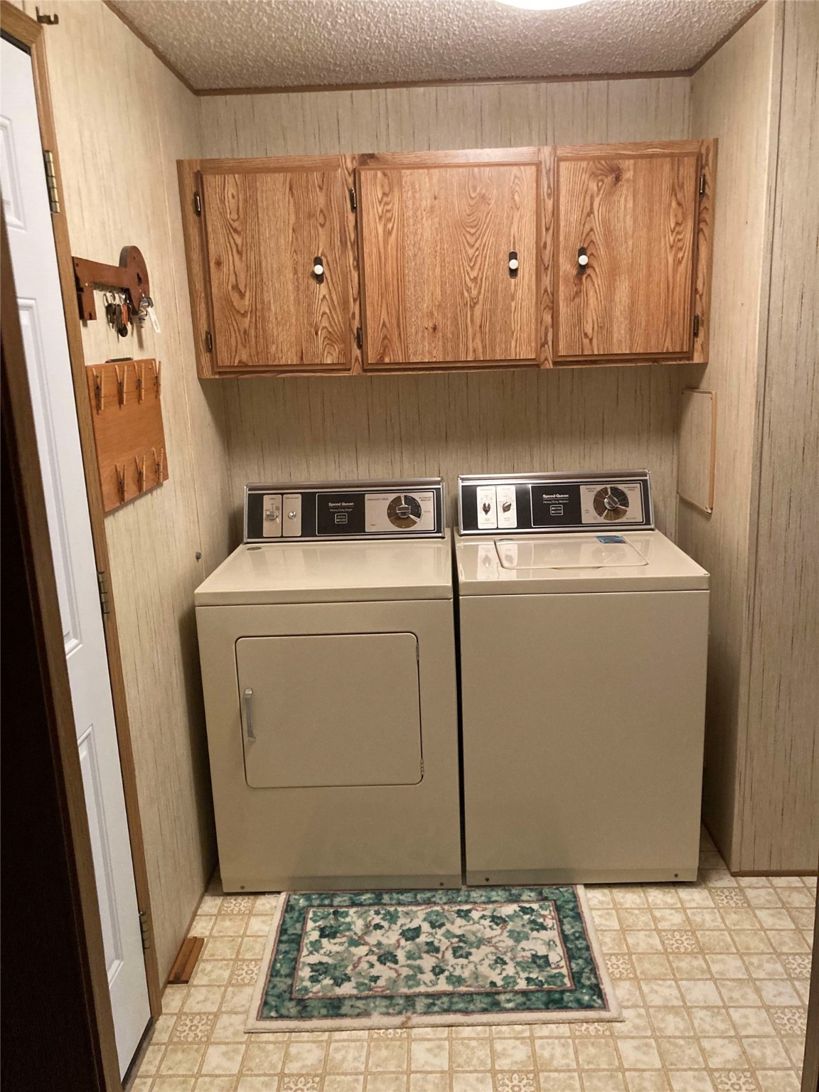 28 W Shore Road Property Photo 11