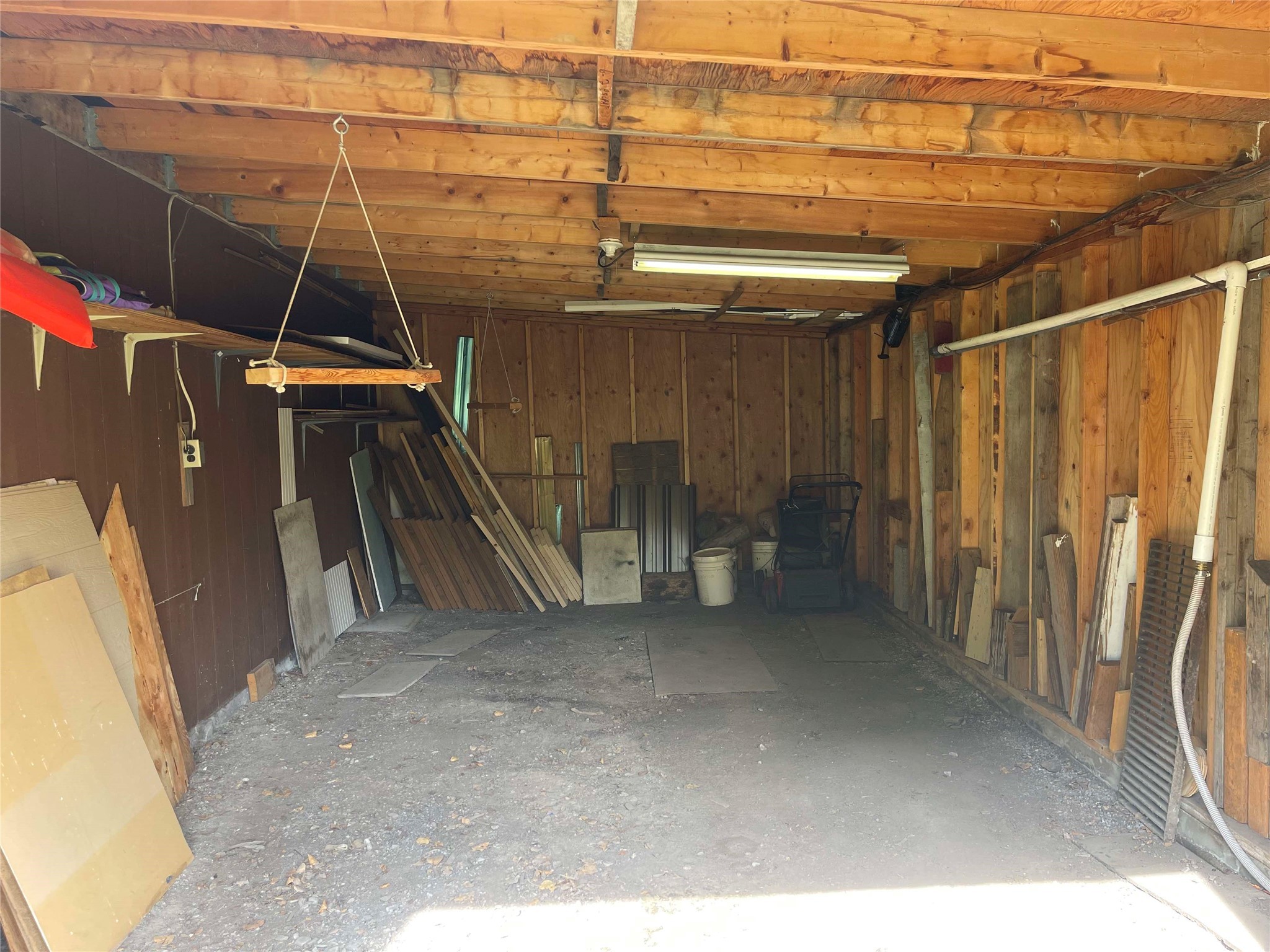 28 W Shore Road Property Photo 18